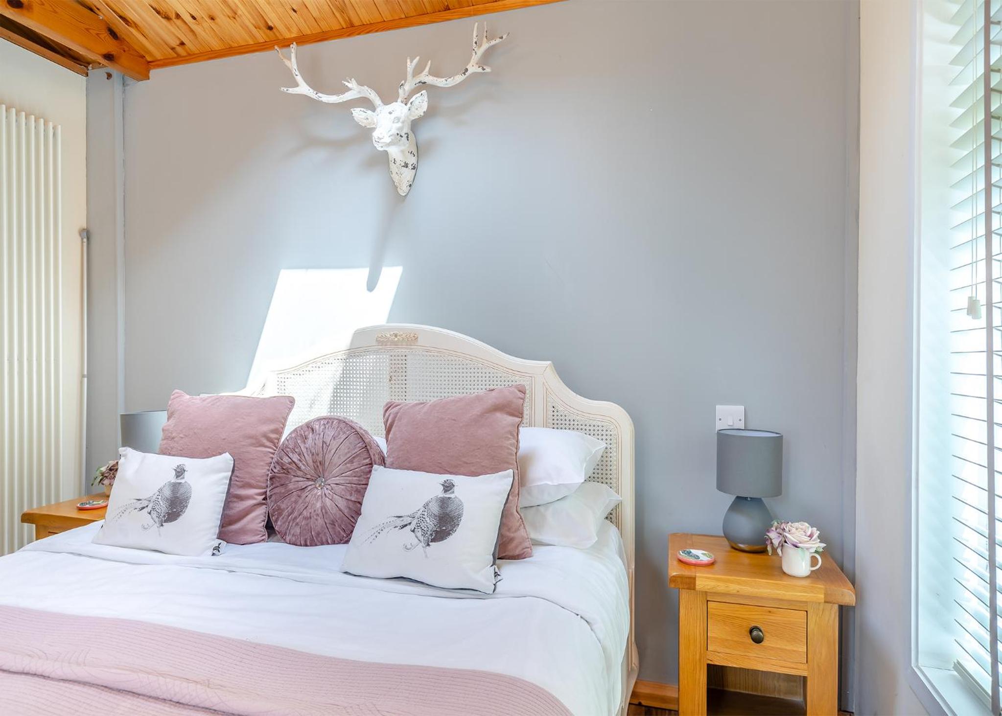 Charlesworth Lodges
