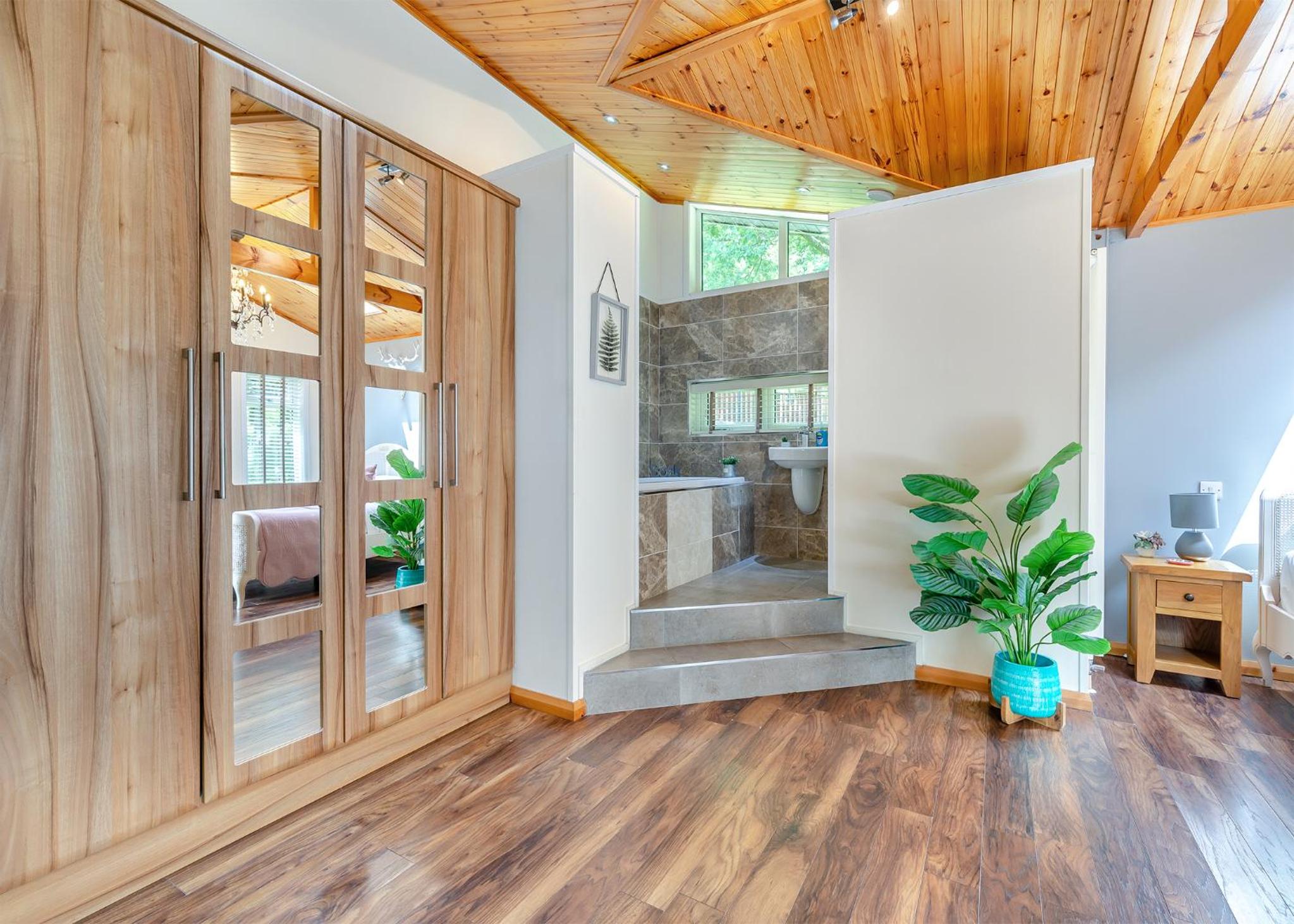 Charlesworth Lodges