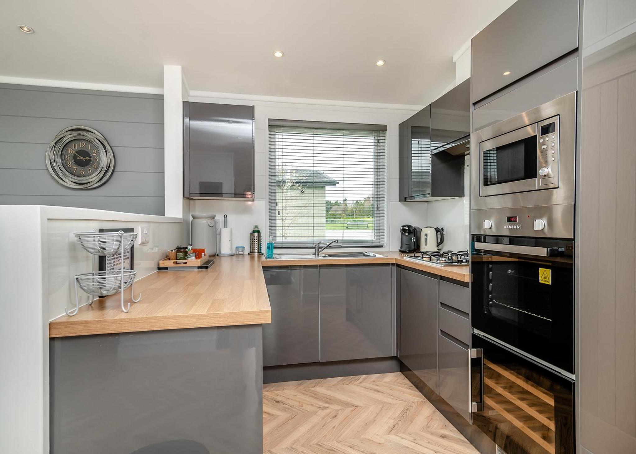Midsomer Lodges