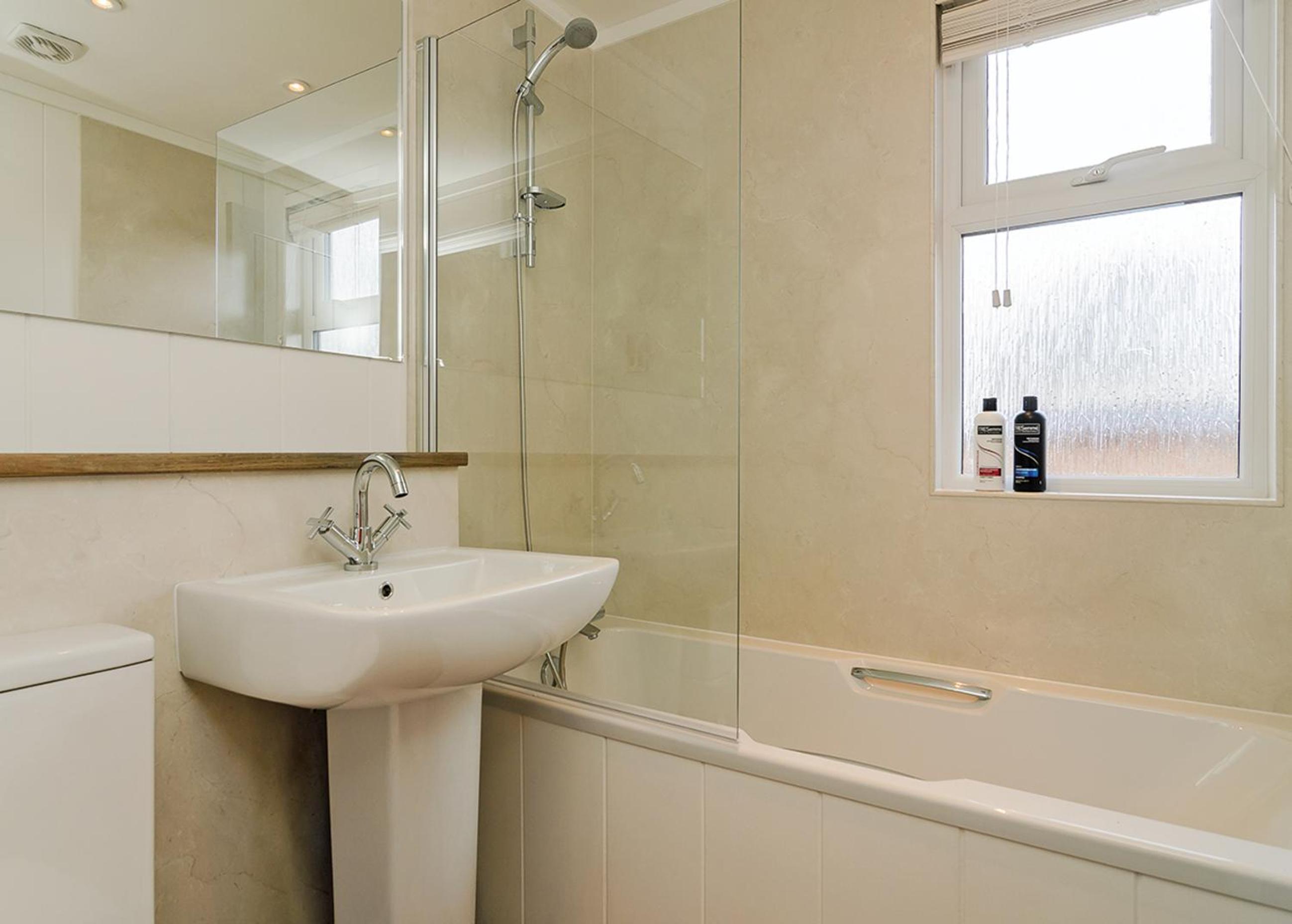 Canterbury Reach Lodge Retreat