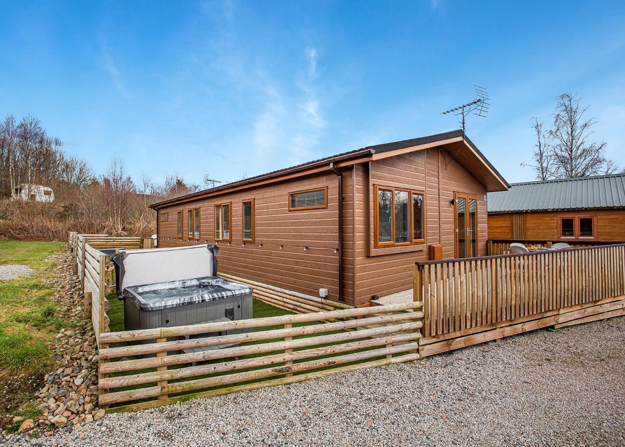 Castlewood Lodges