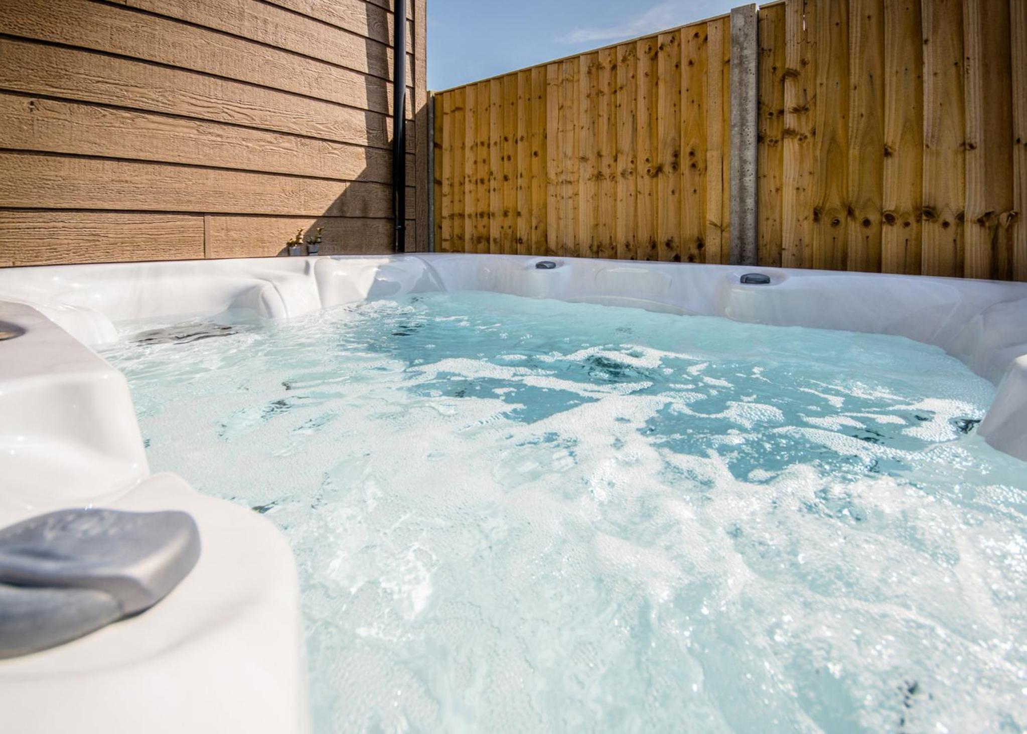 Hawthorn Glen Lodges