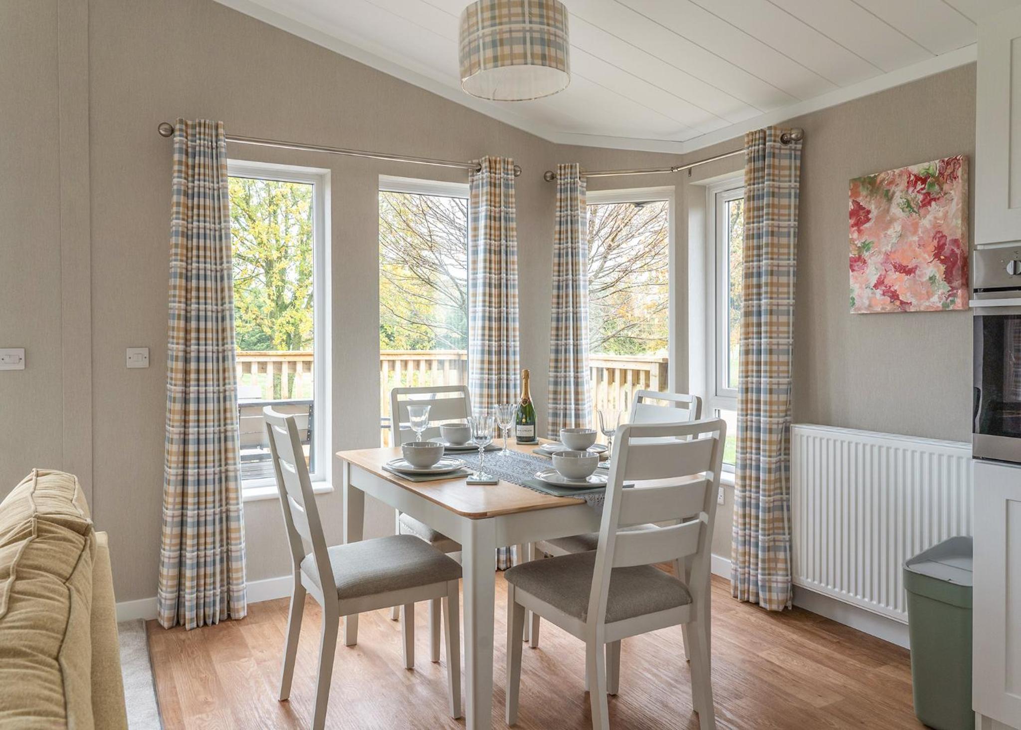 Hawthorn Glen Lodges