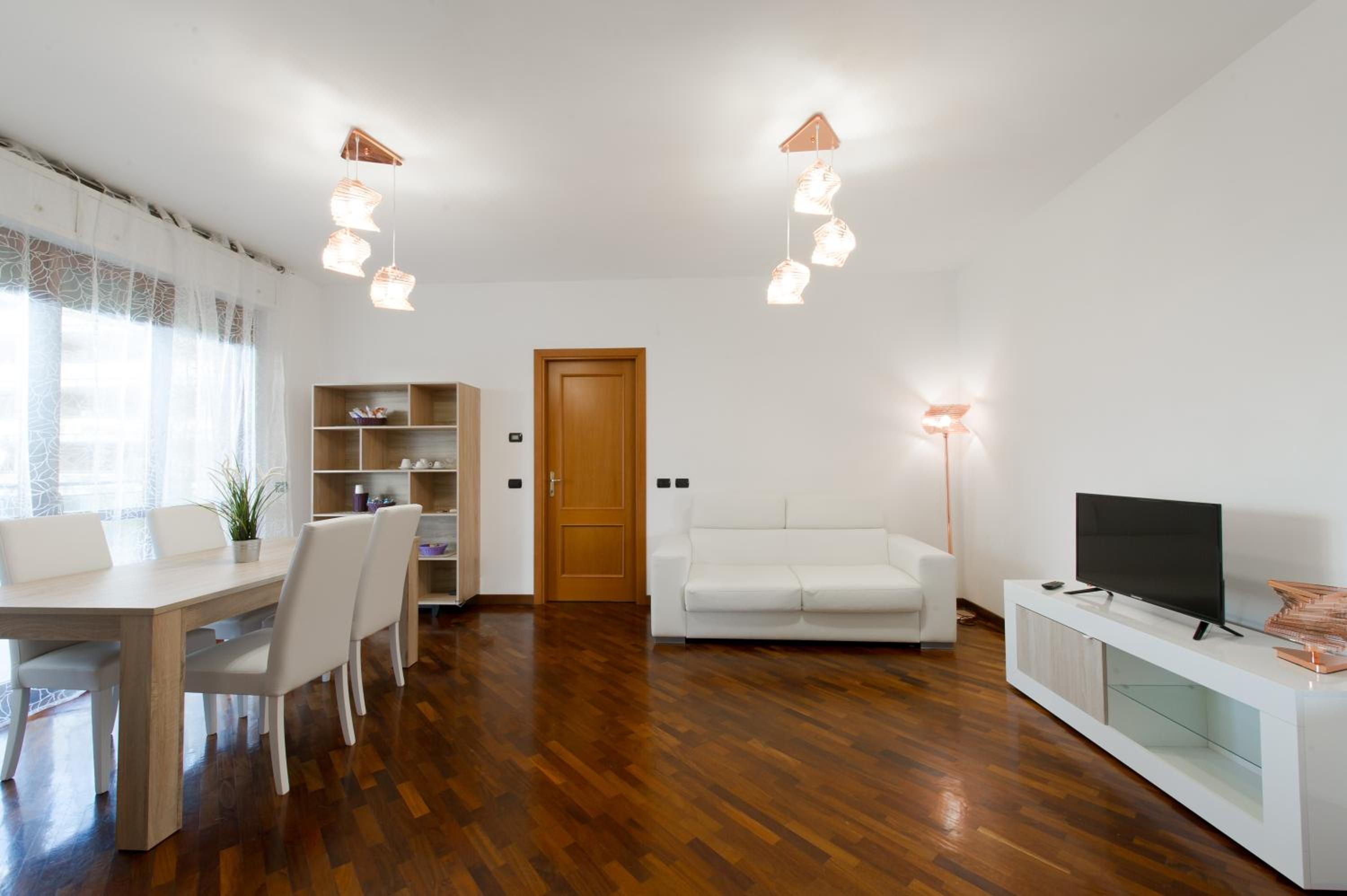 Domus BB - Plaza