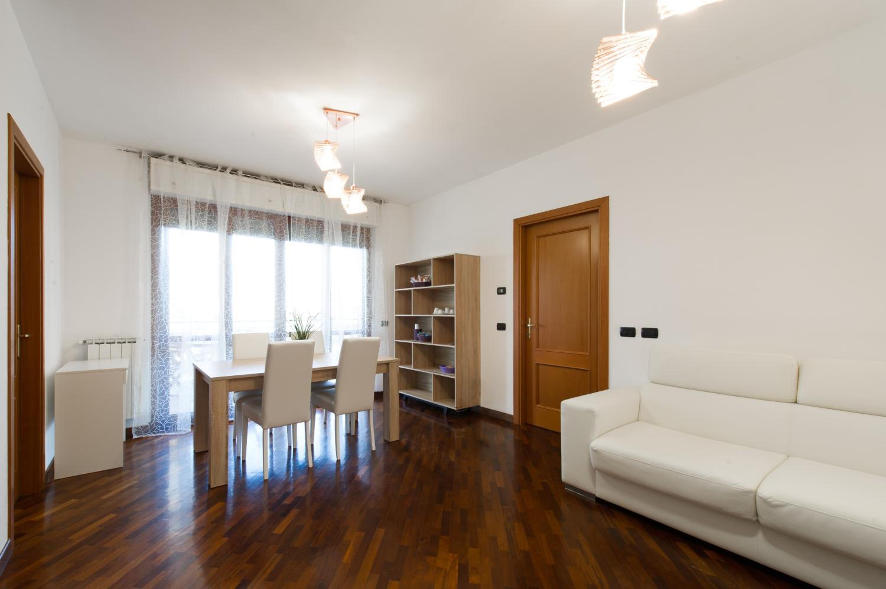 Domus BB - Plaza