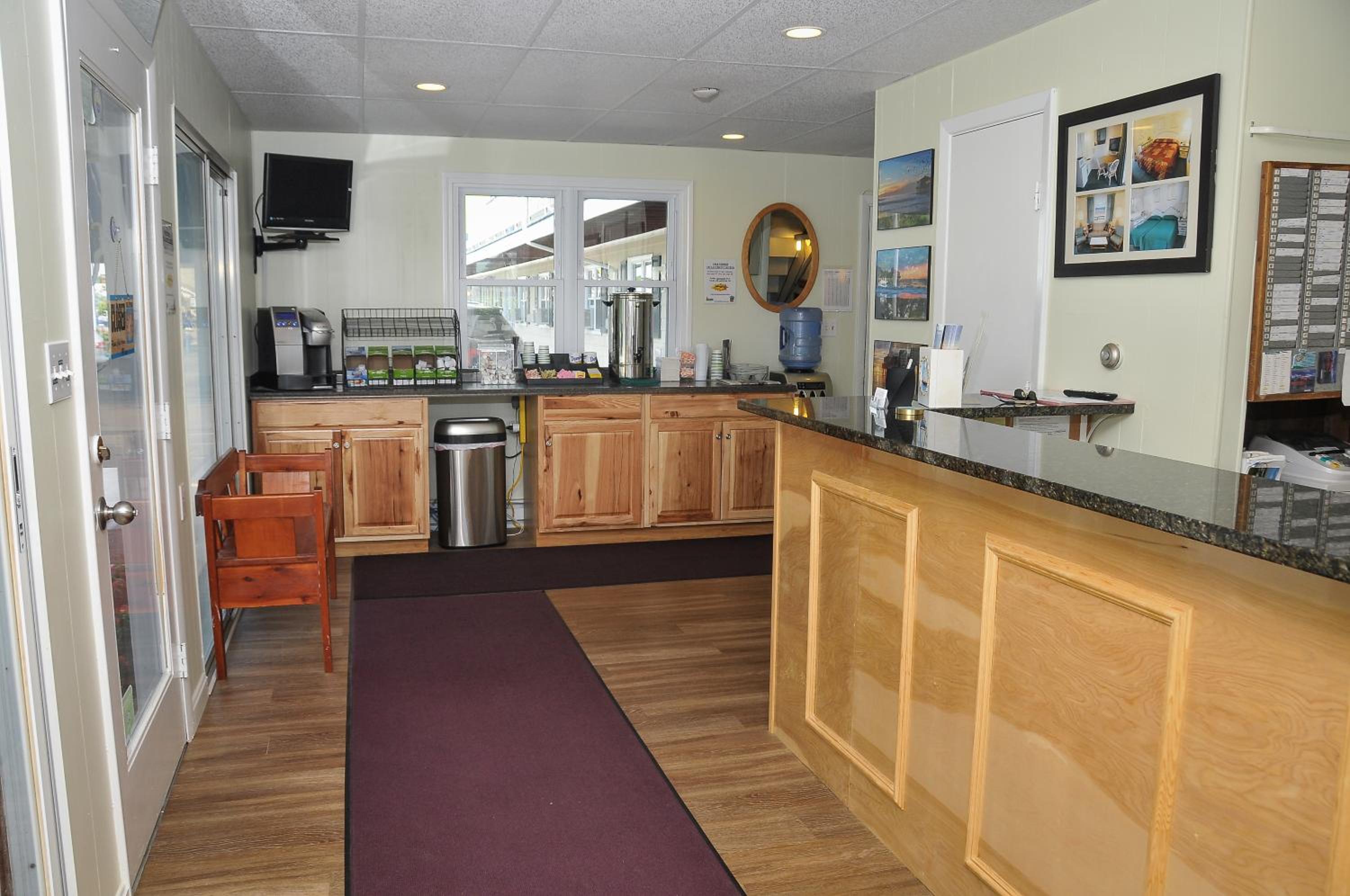 Friendship Oceanfront Suites