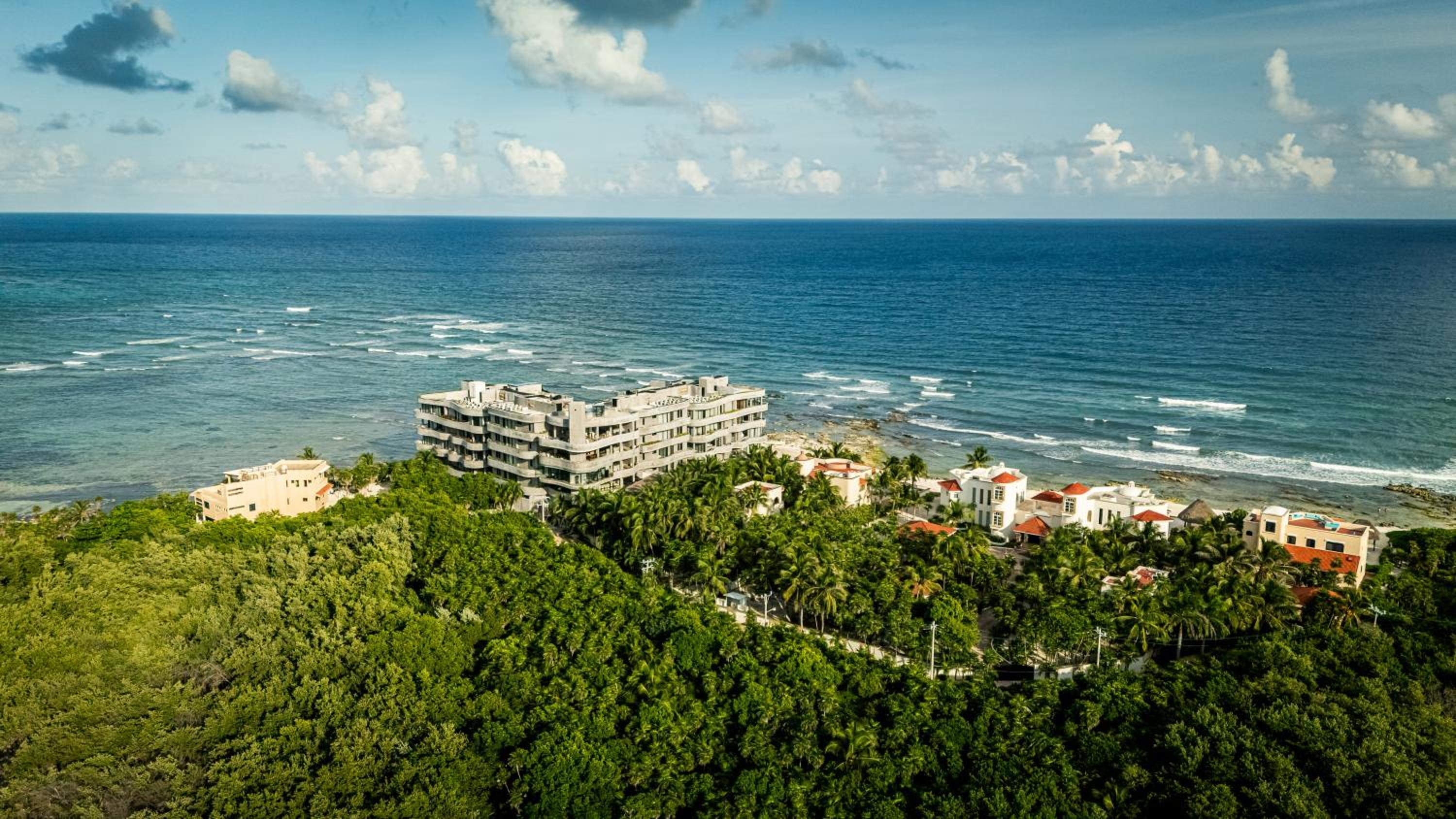 BT Homes - Confort & Naturaleza - Piscina con Vistas al Mar