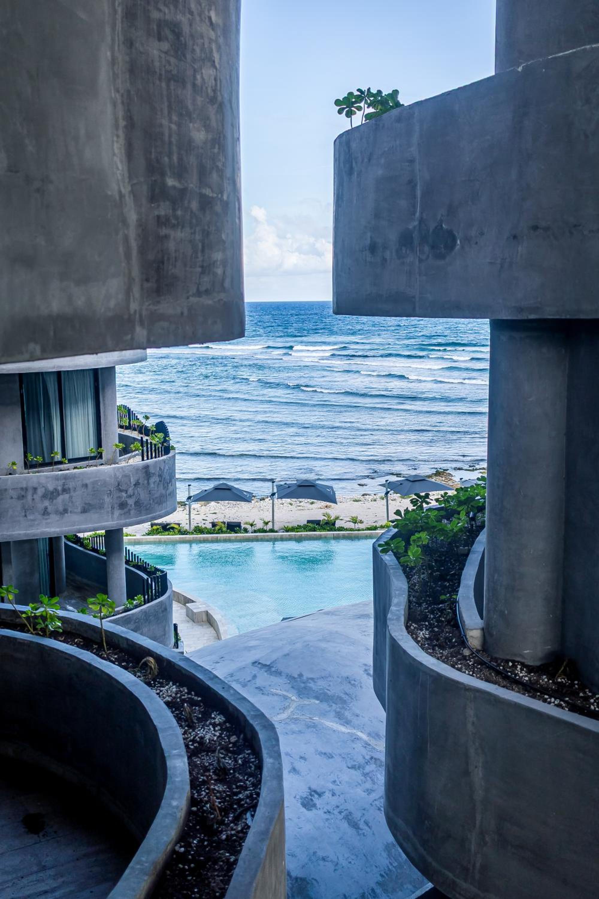 BT Homes - Confort & Naturaleza - Piscina con Vistas al Mar