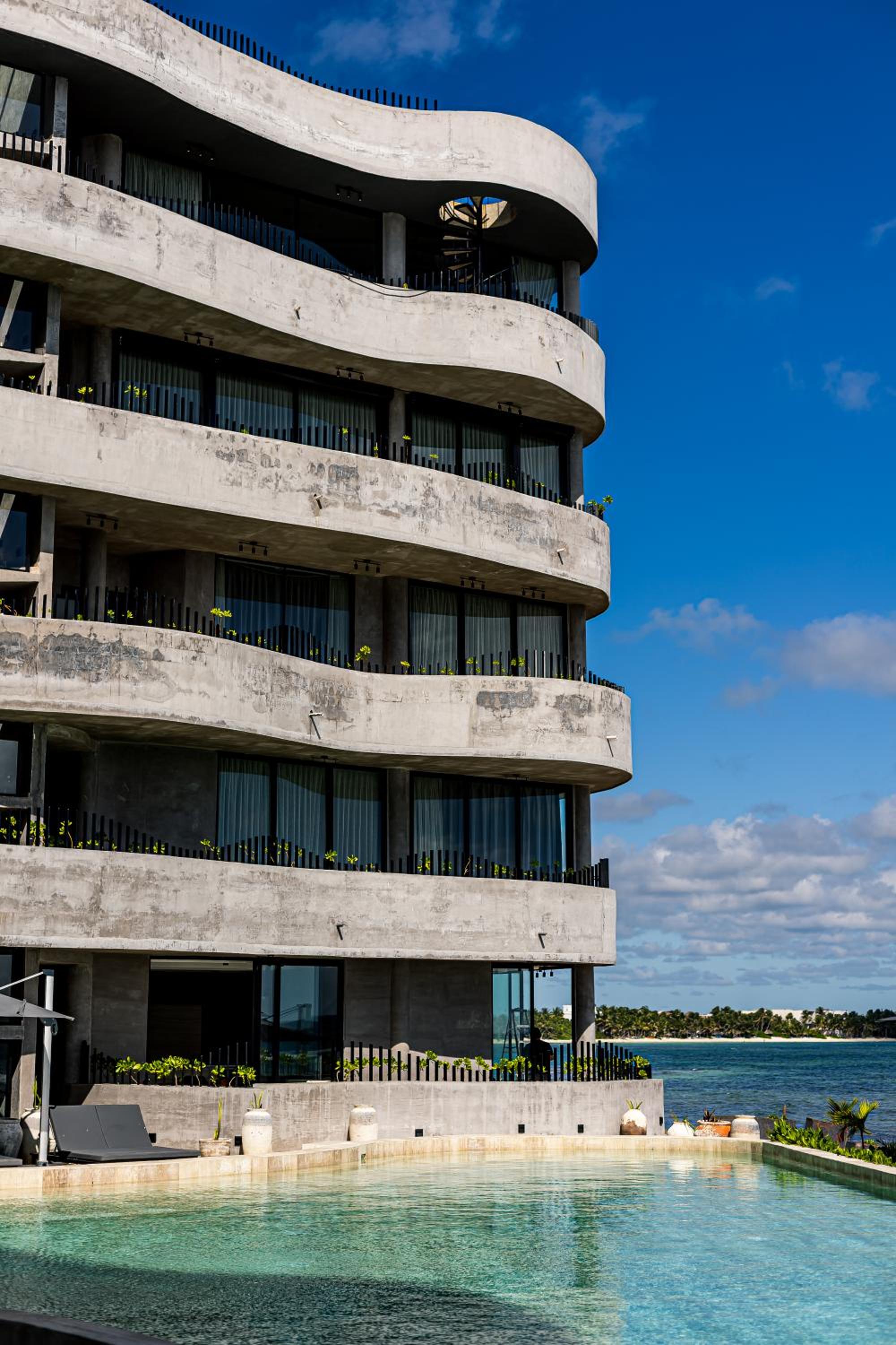 BT Homes - Confort & Naturaleza - Piscina con Vistas al Mar
