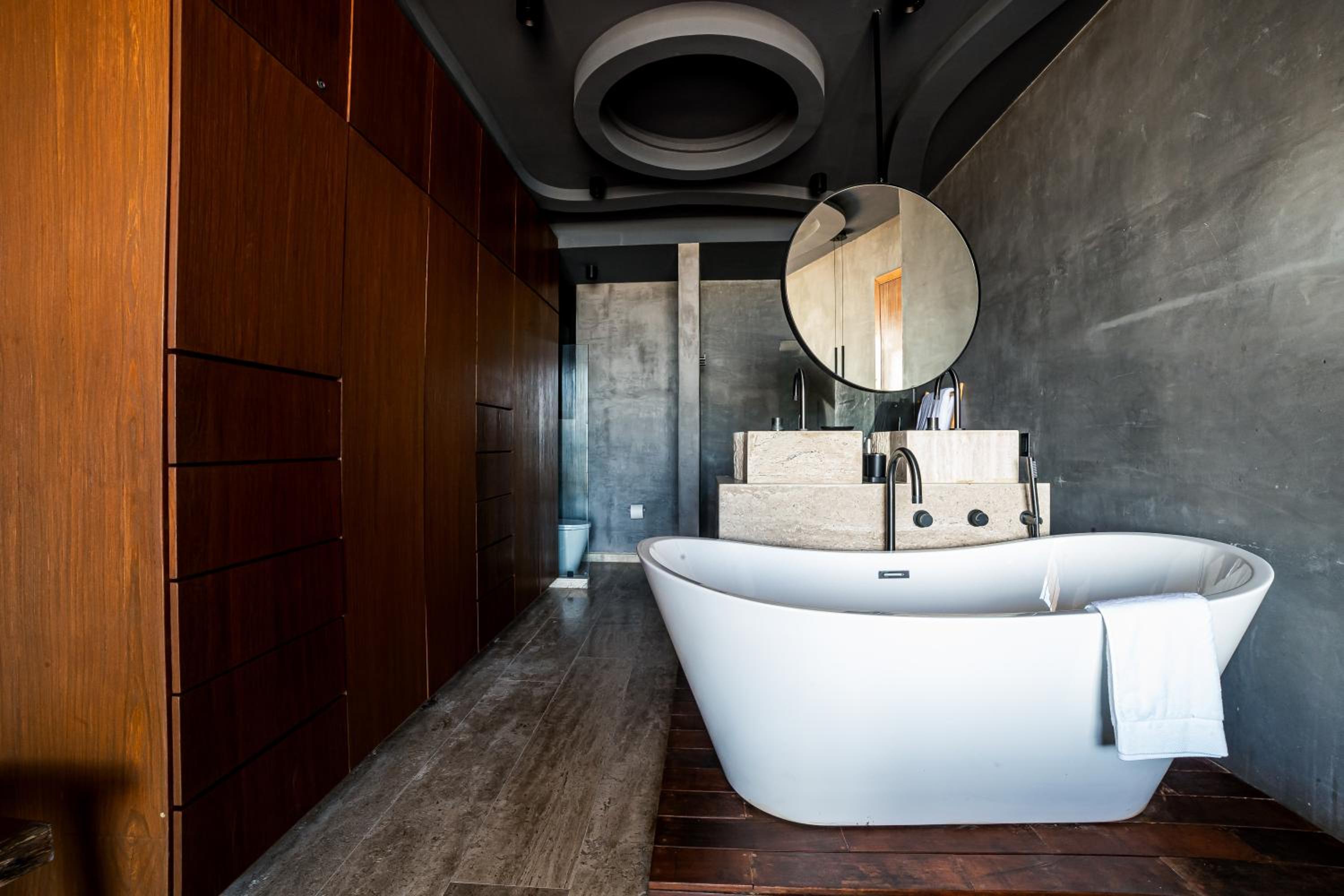 BT Homes - Confort & Naturaleza - Piscina con Vistas al Mar