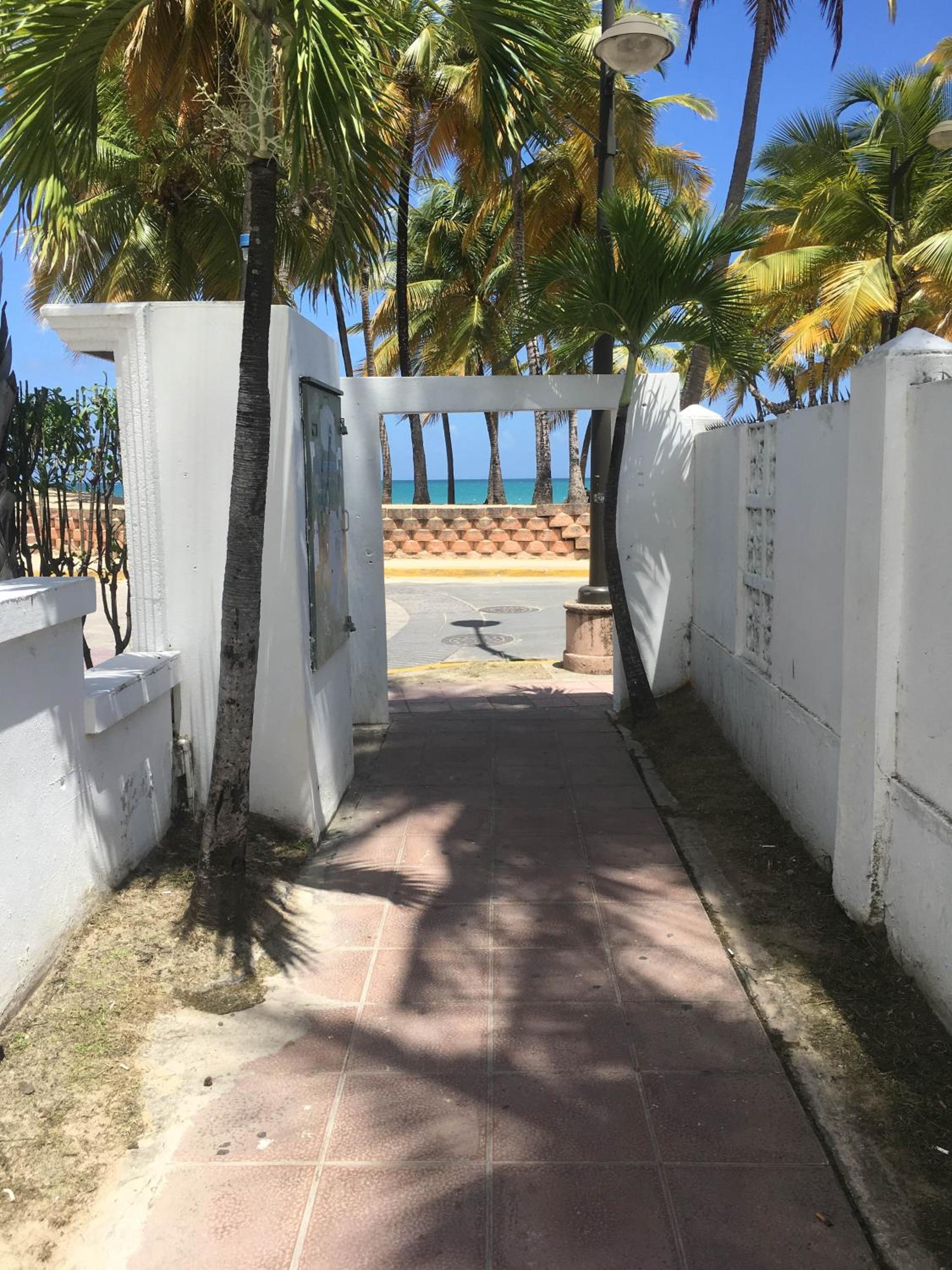Borinquen Beach Inn - Property Image 20