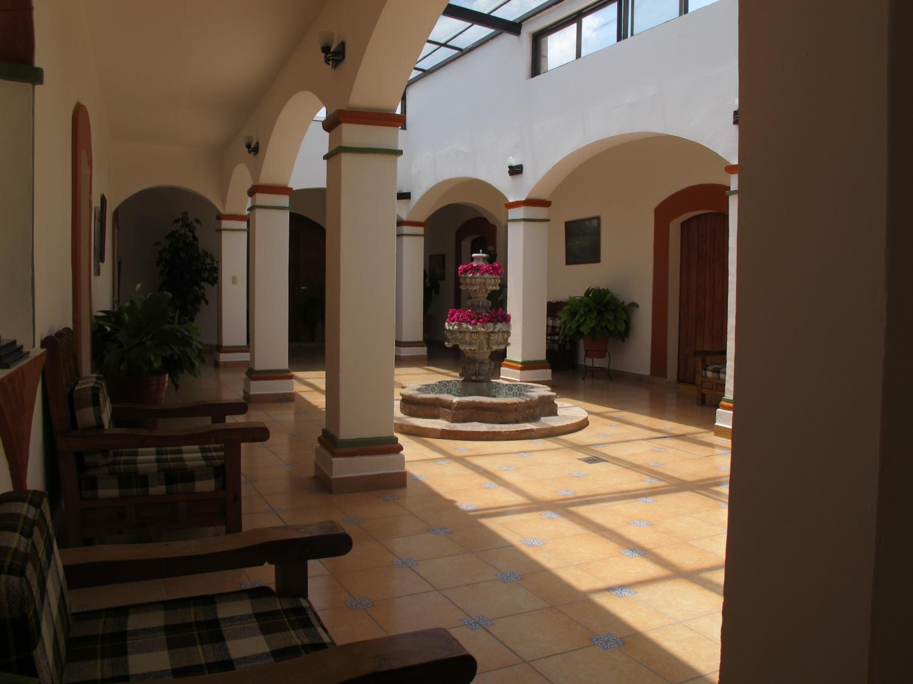 Hotel Posada del Virrey - Image 1