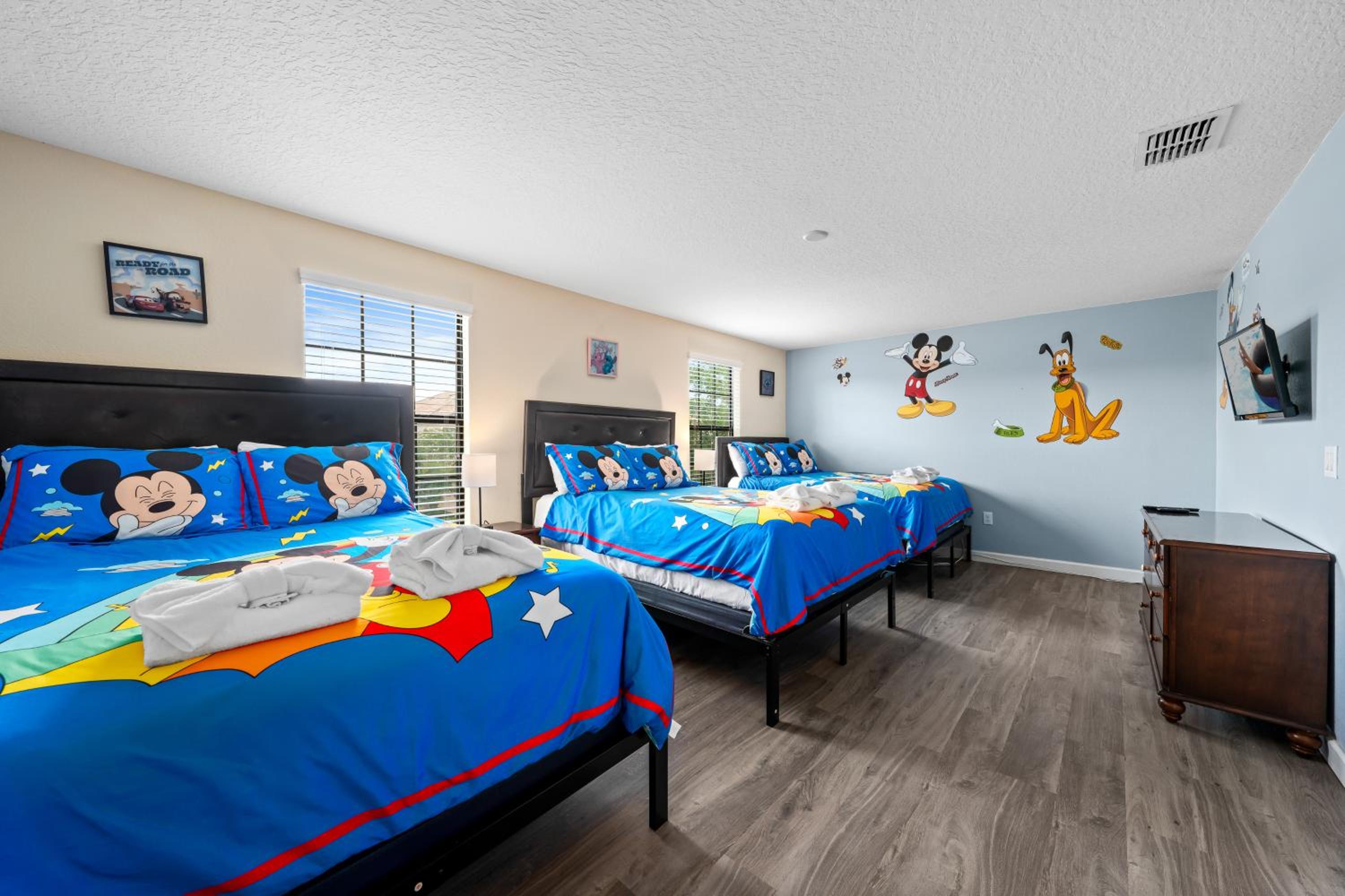Resort Stay w Pool and Amazing Amenities