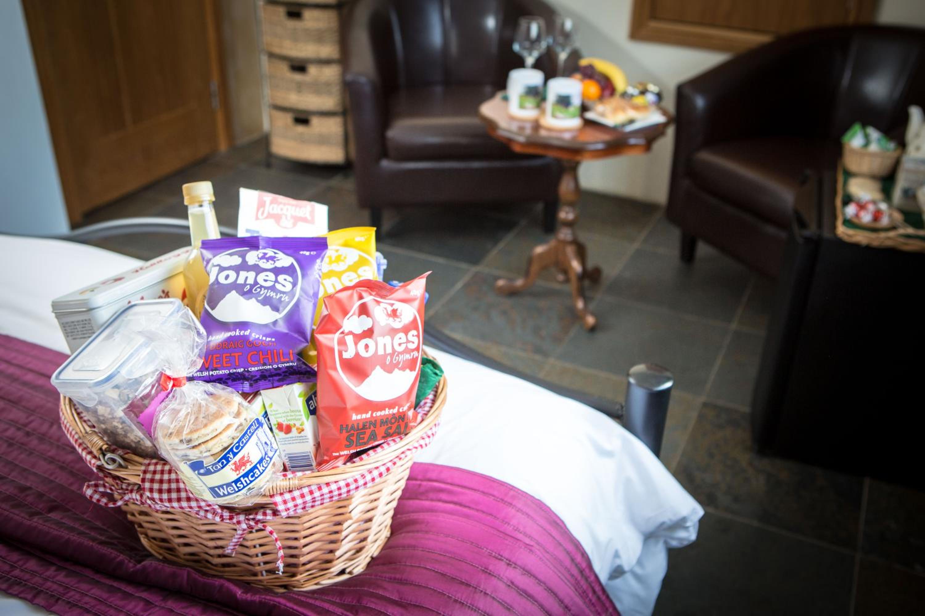Glan Llyn Farm House
