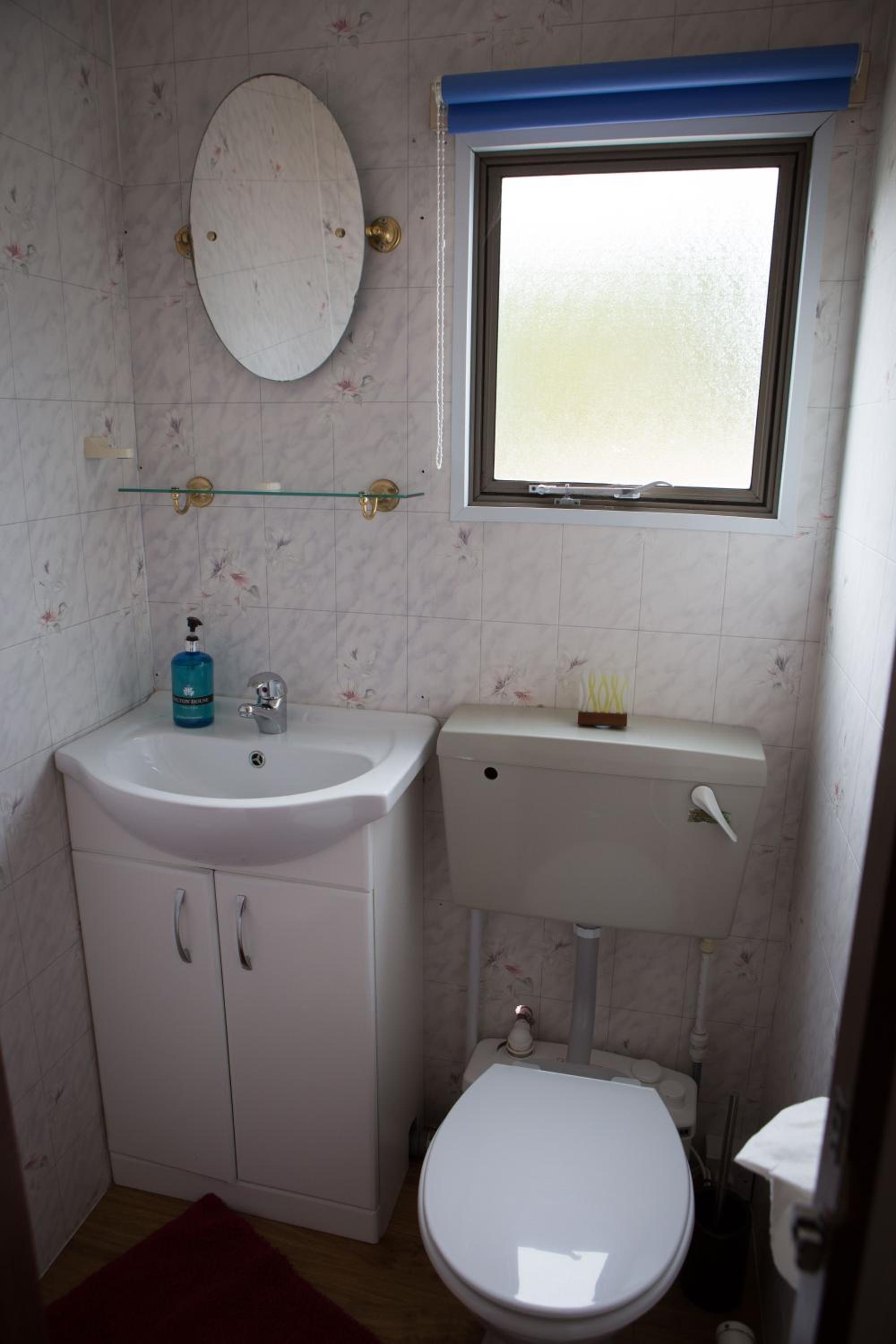 Glan Llyn Farm House