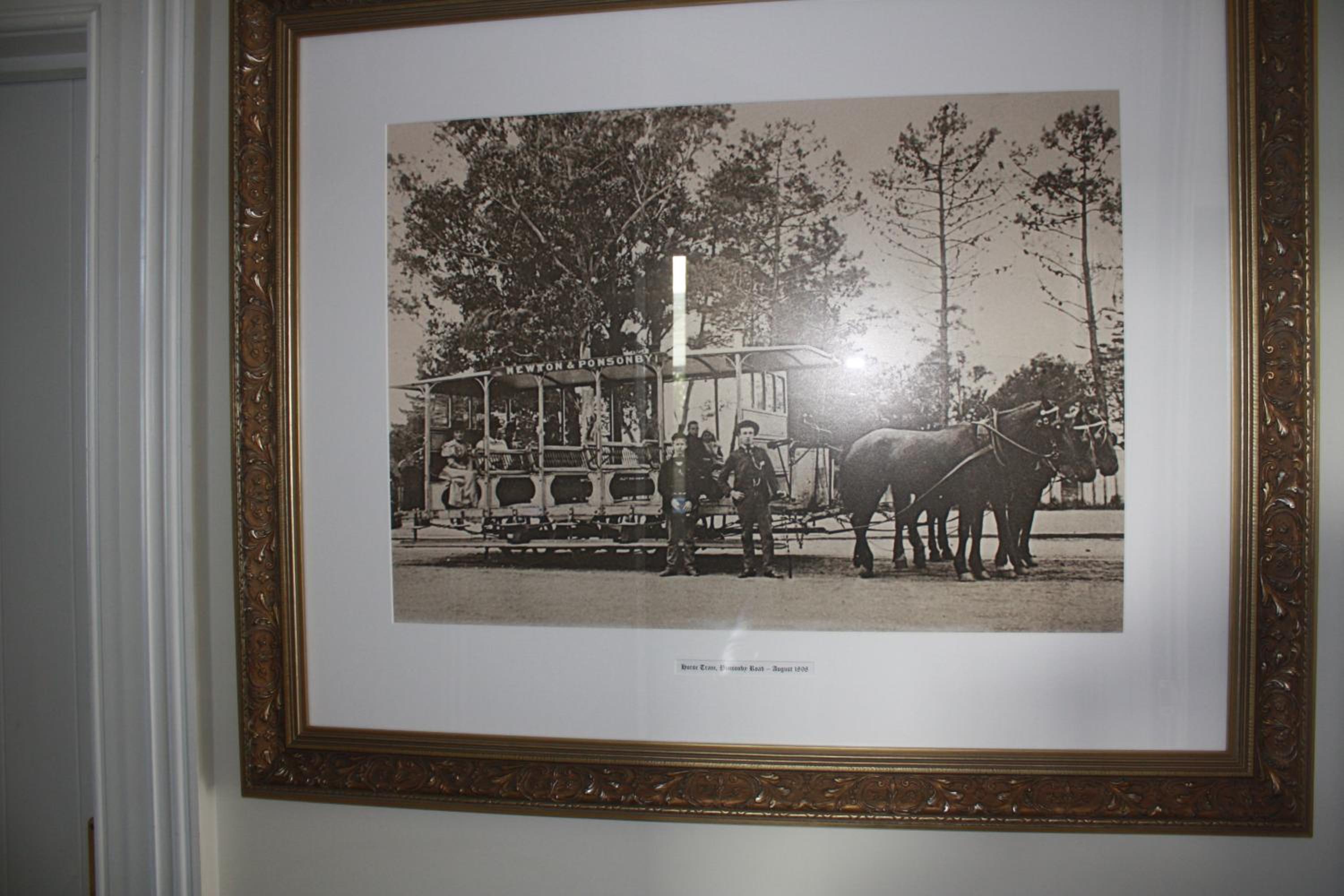 Ponsonby Manor