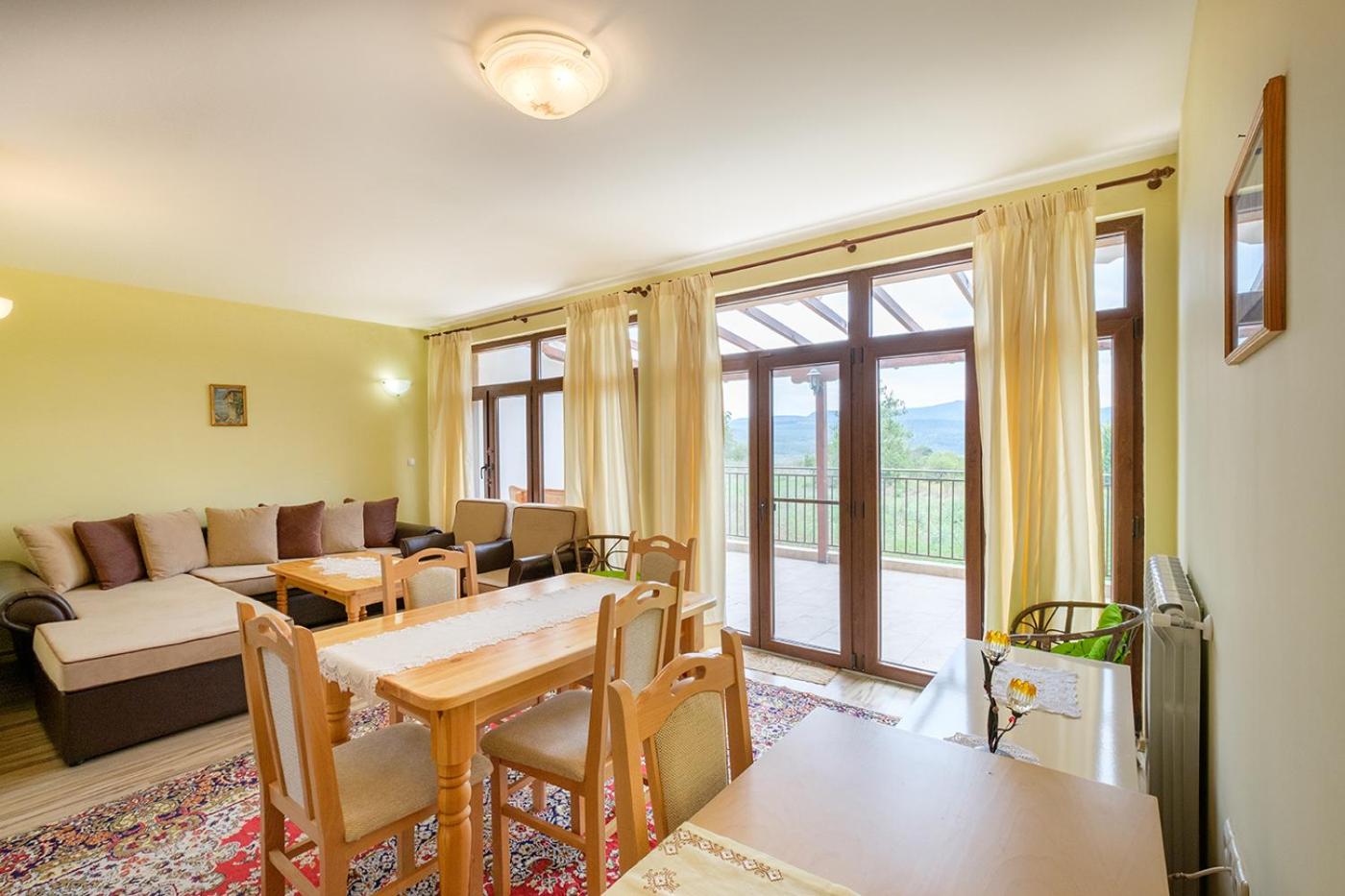 Guesthouse Gostilitsa
