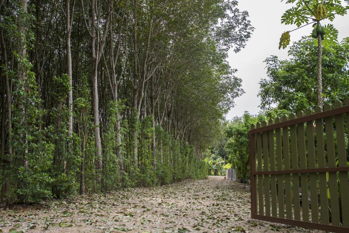 Baan Aree Villa view 4