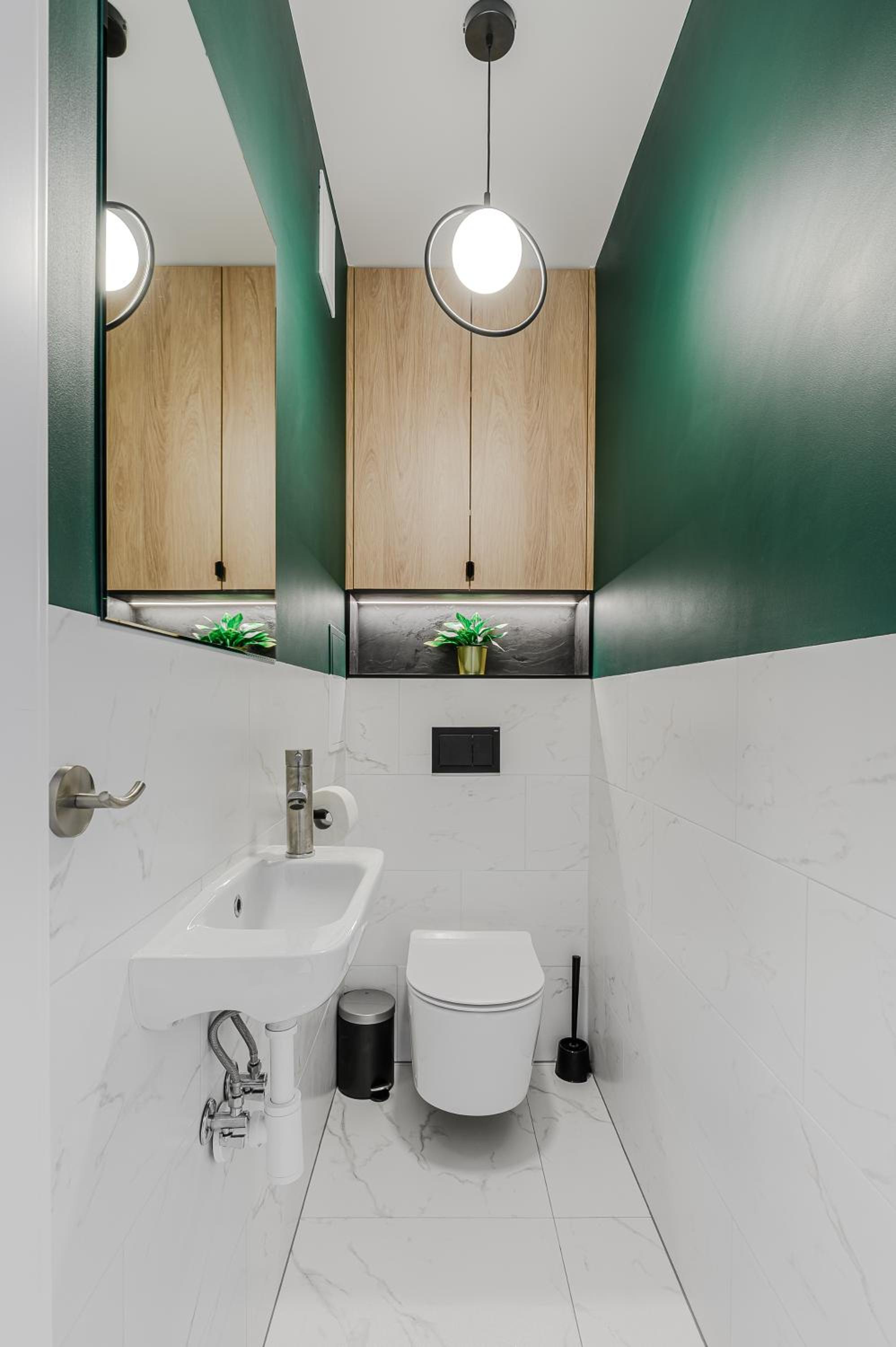 Lumina spacious 3-room apartment with balcony
