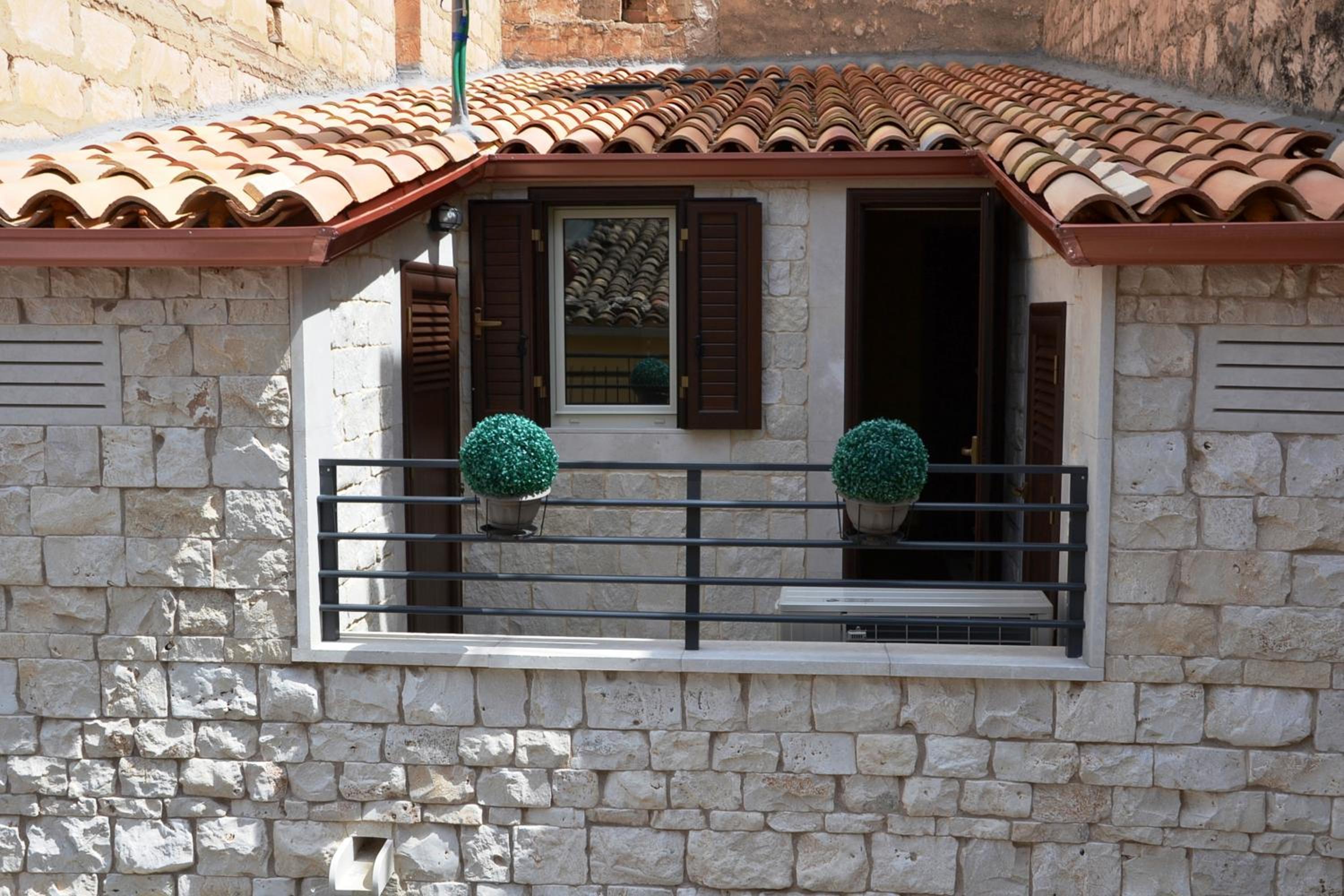 Photo 45