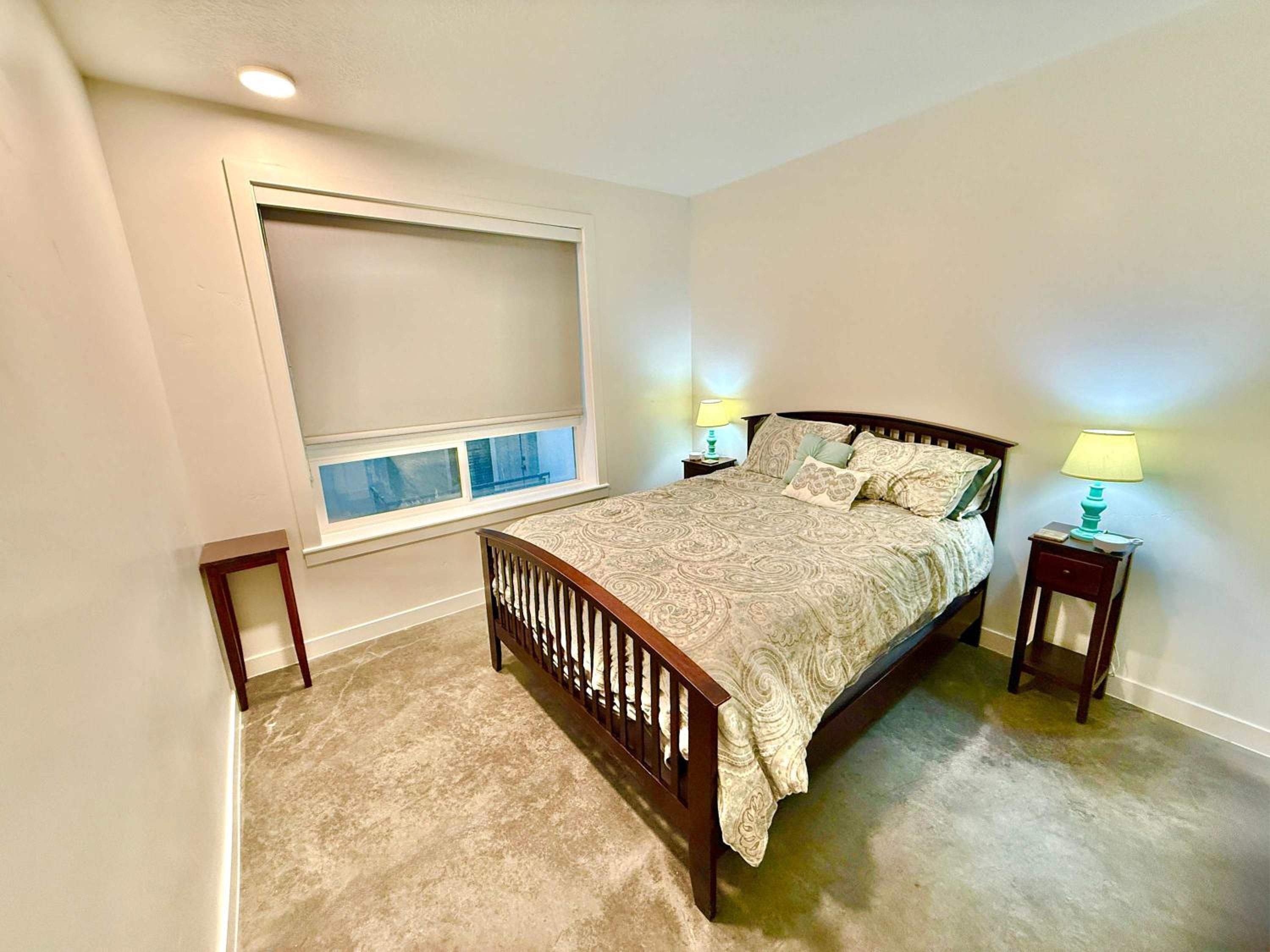 New Condo with LOTS of Amenities