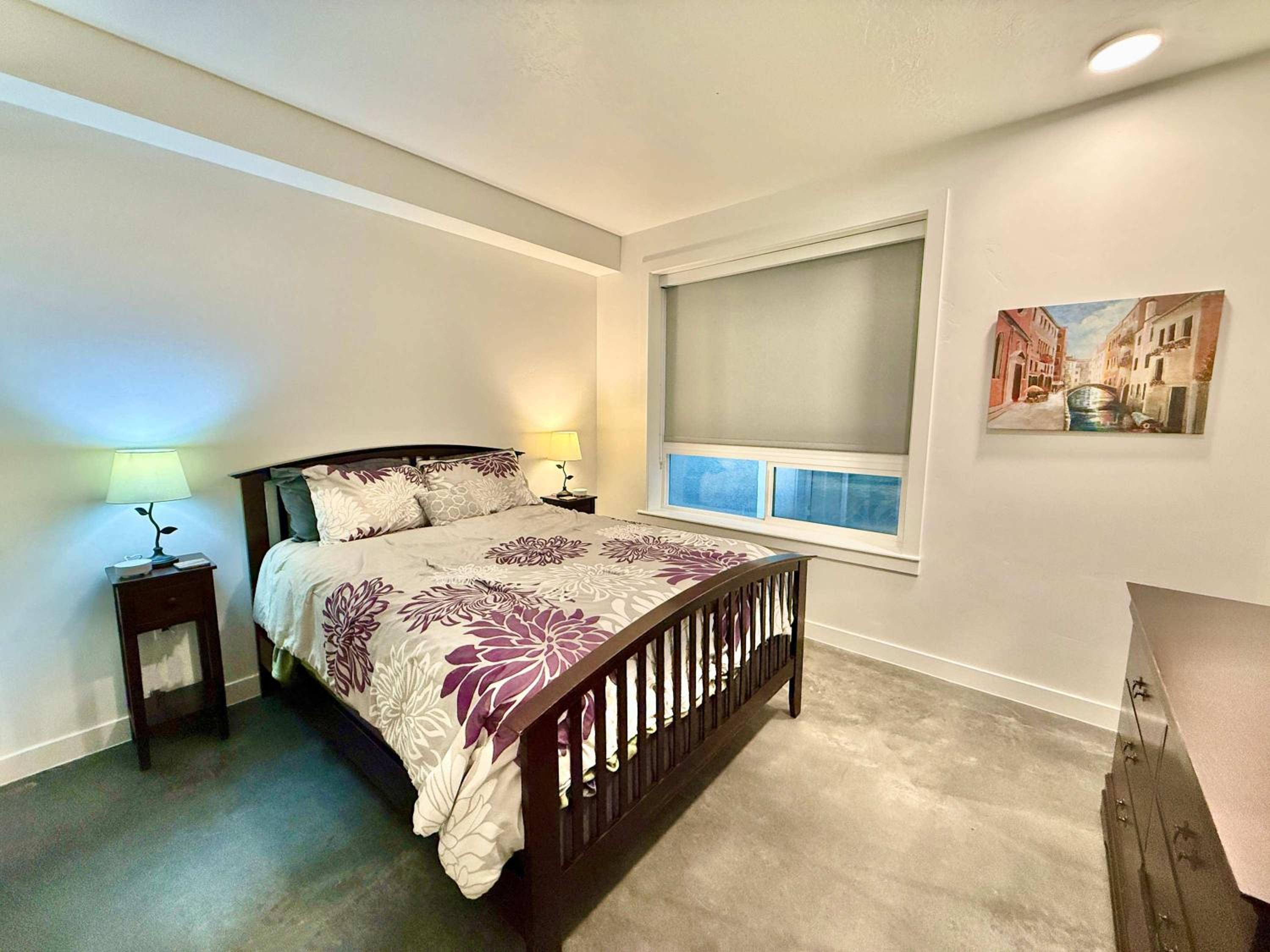 New Condo with LOTS of Amenities