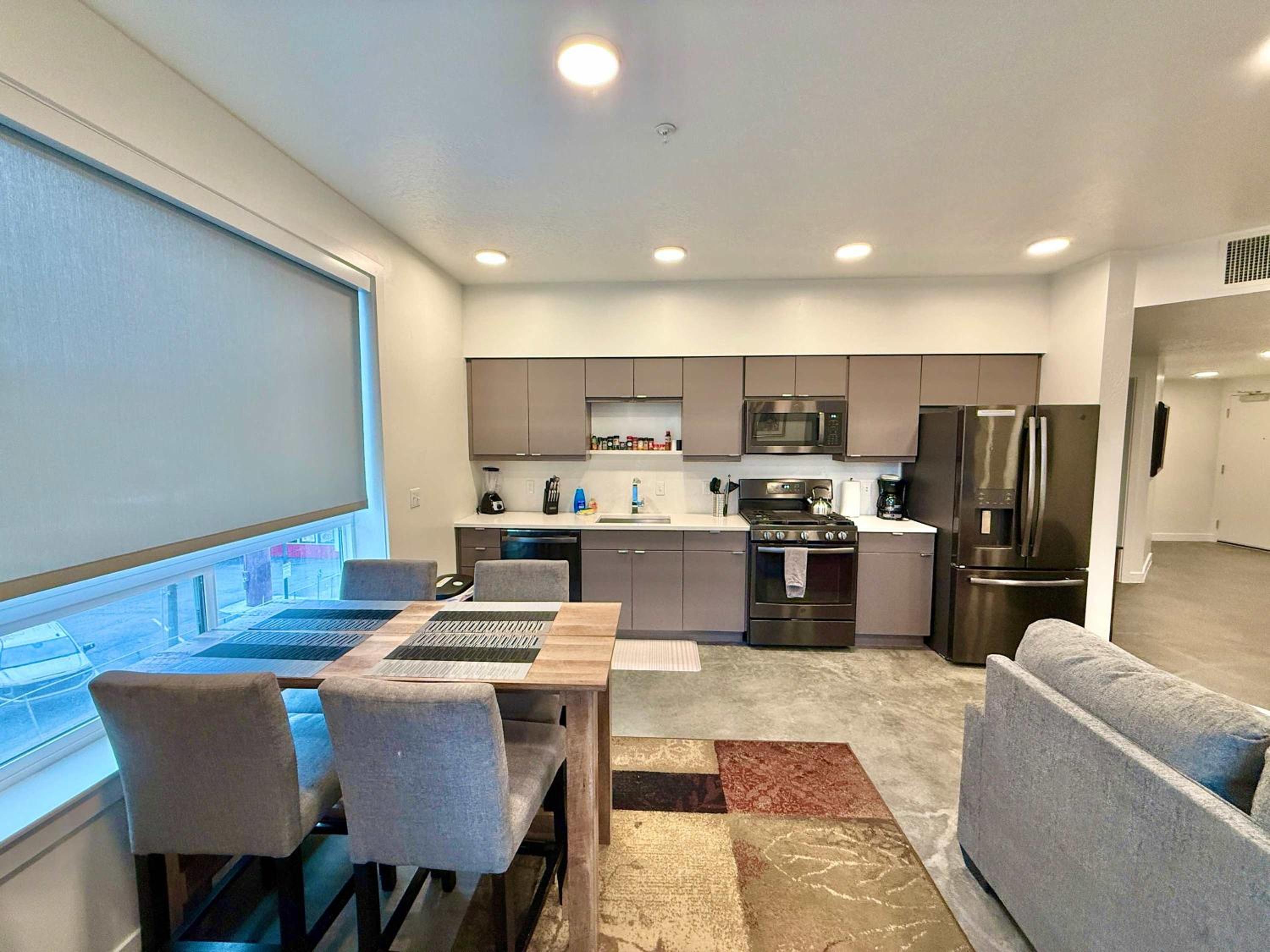 New Condo with LOTS of Amenities