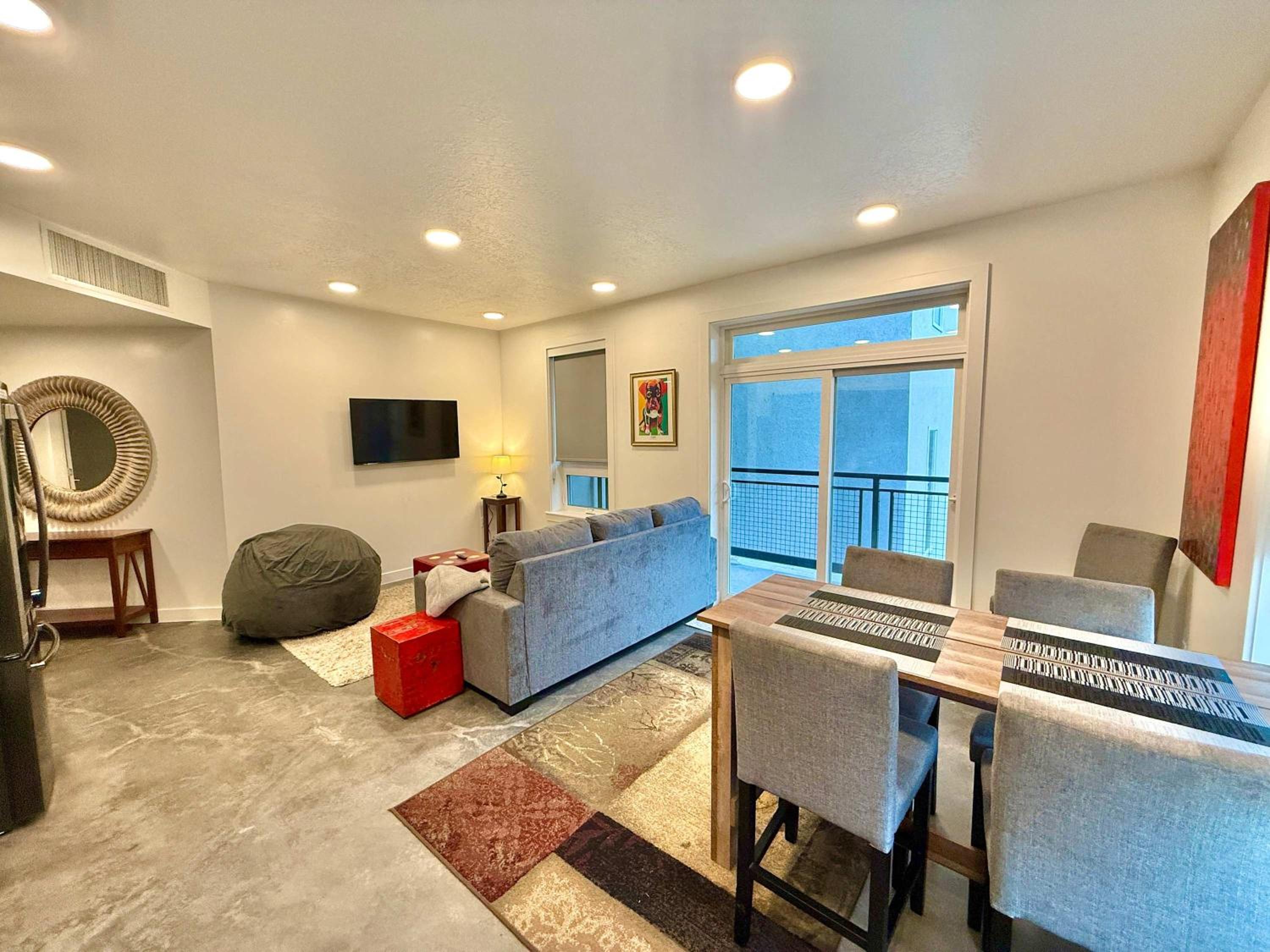 New Condo with LOTS of Amenities