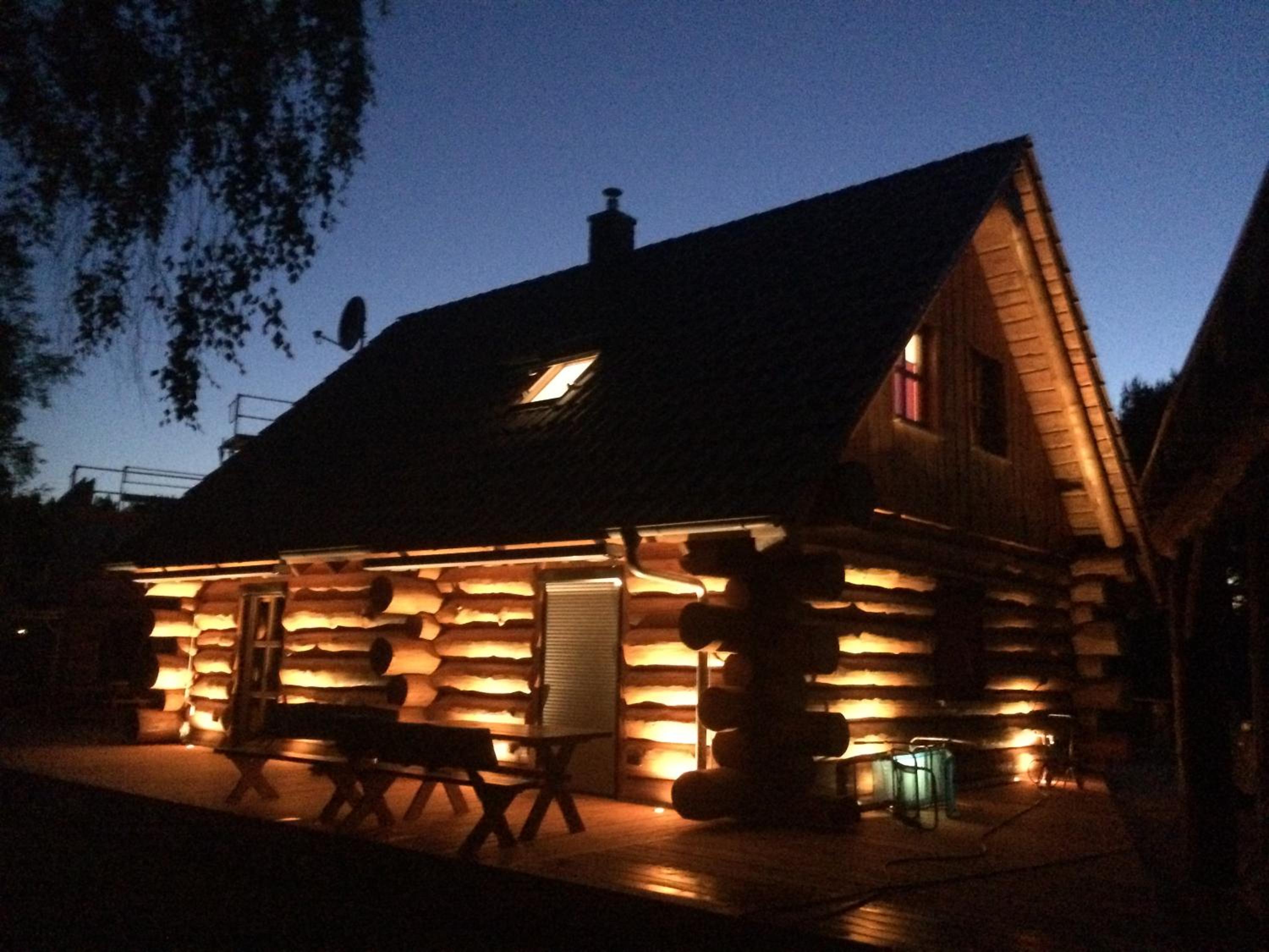 Naturstamm Ferienhaus view 4