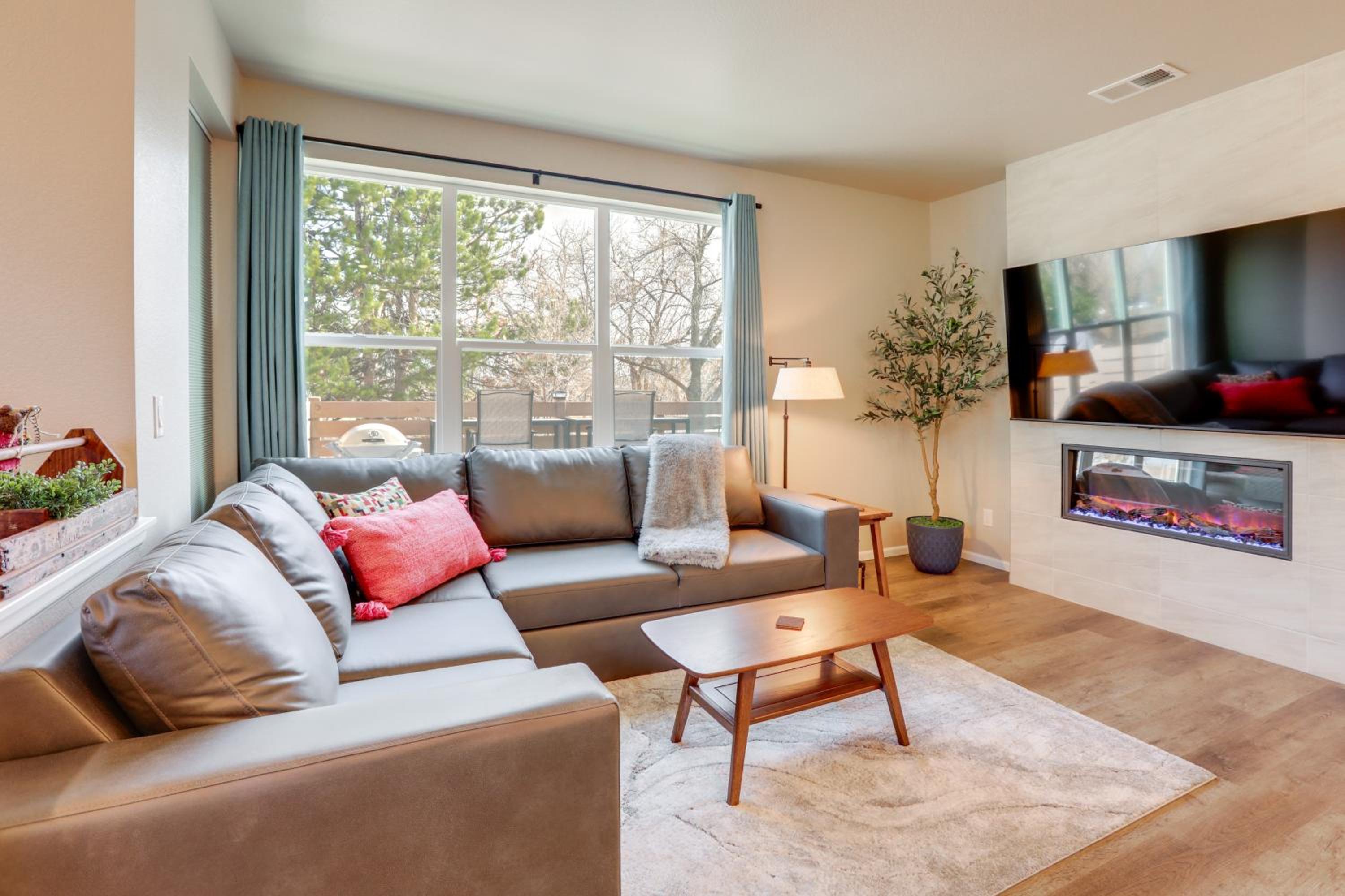Creekside Retreat Near Olde Town Arvada