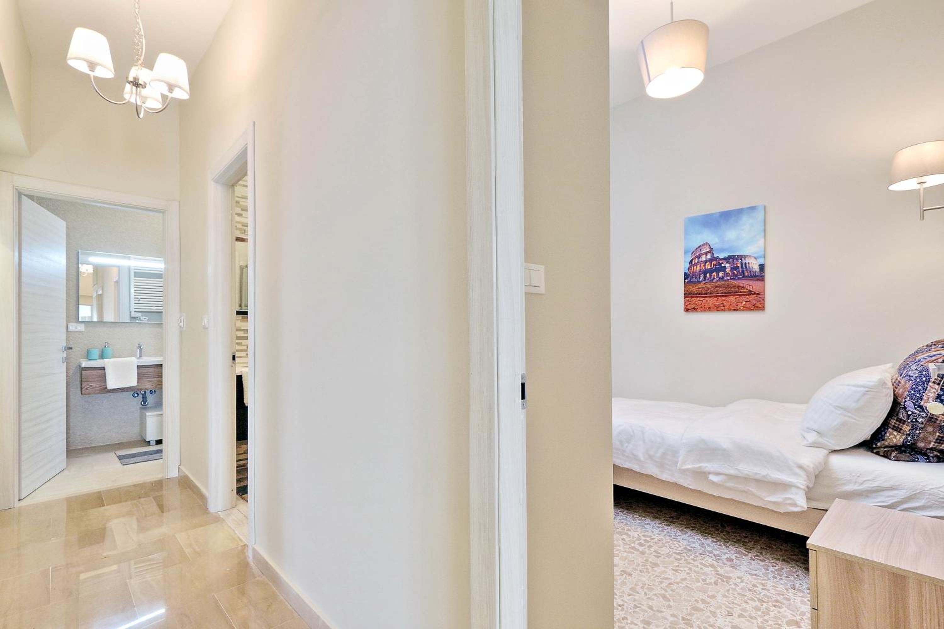 Oksana's Bernadette Apartment