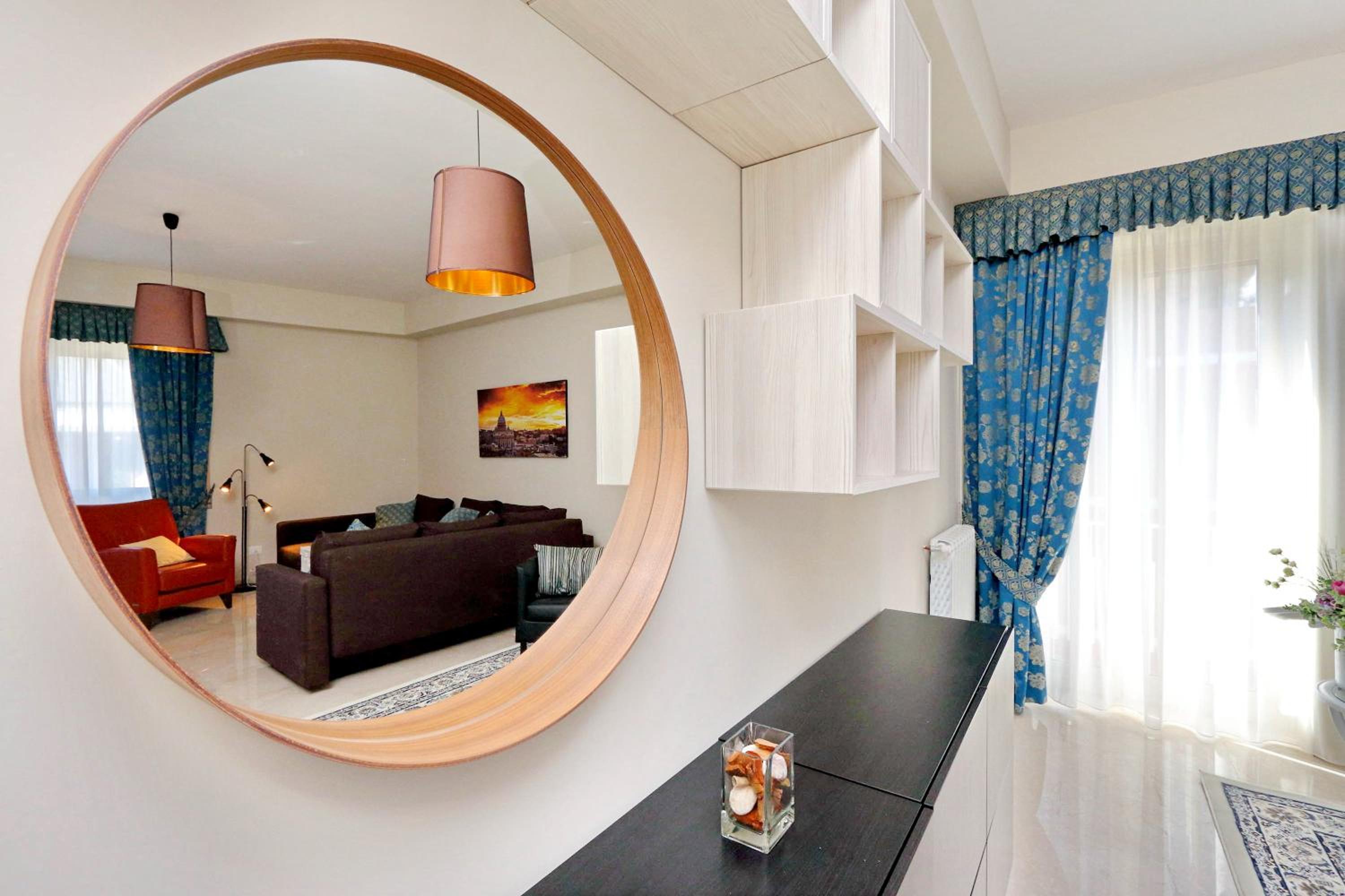 Oksana's Bernadette Apartment