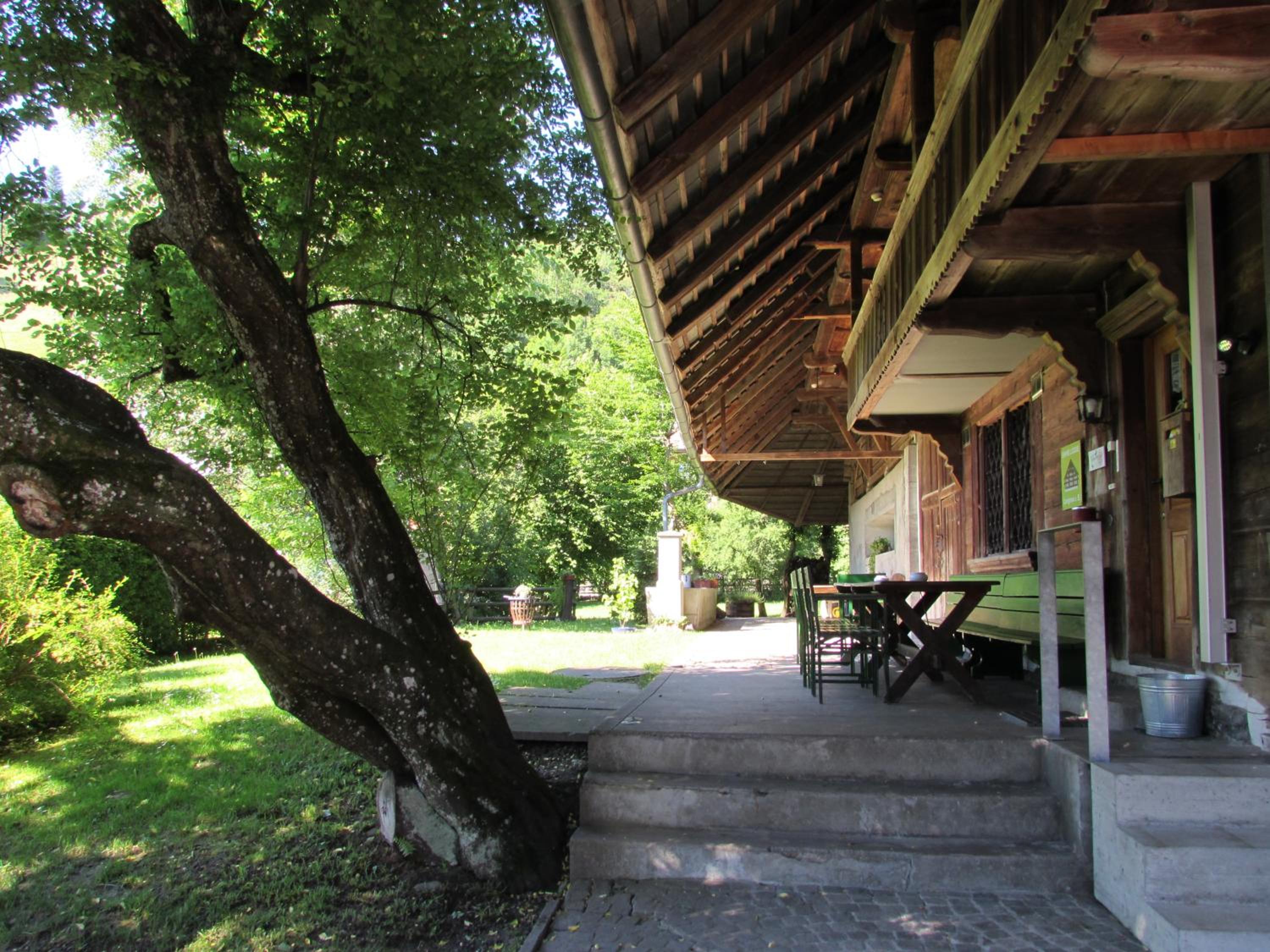 Emme Lodge