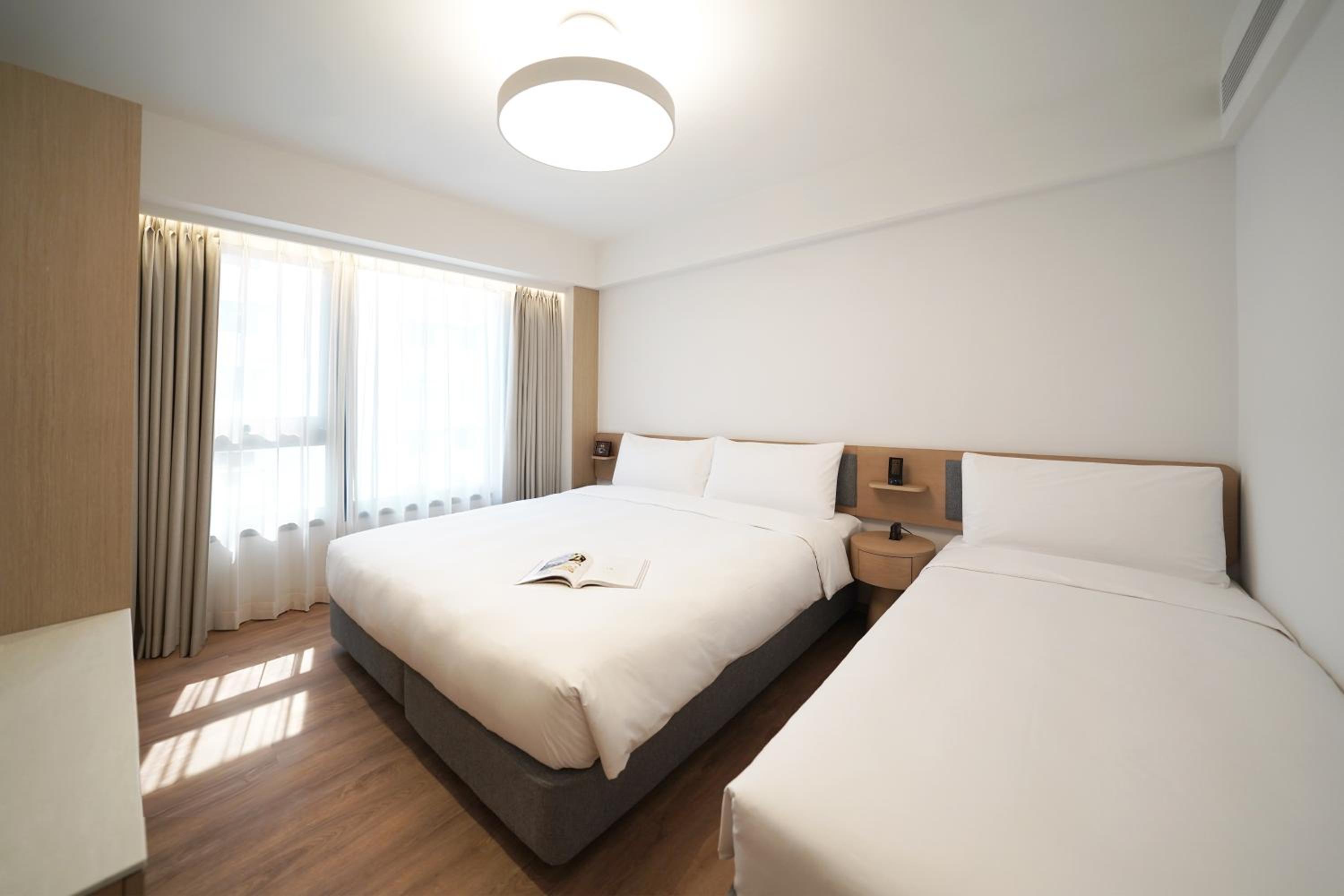 Stage Well Hotel