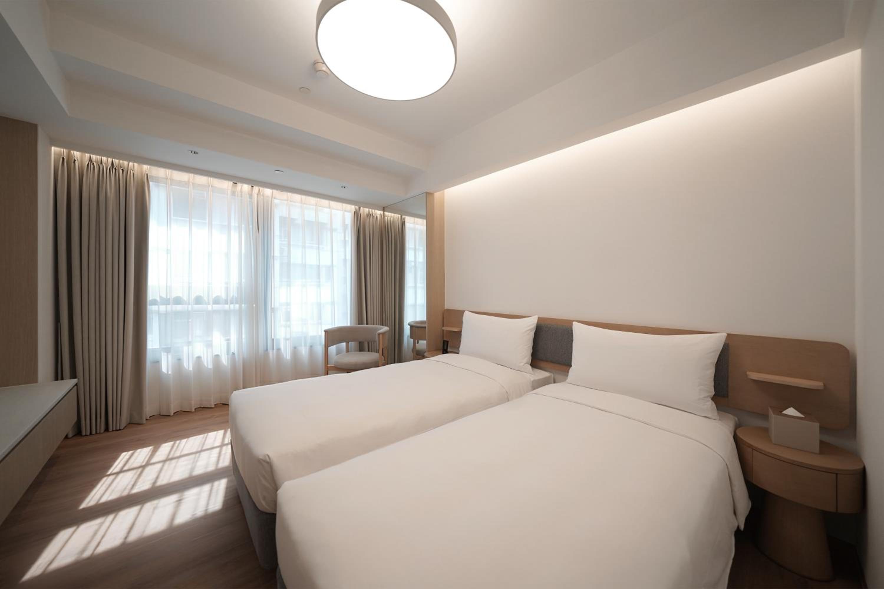 Stage Well Hotel
