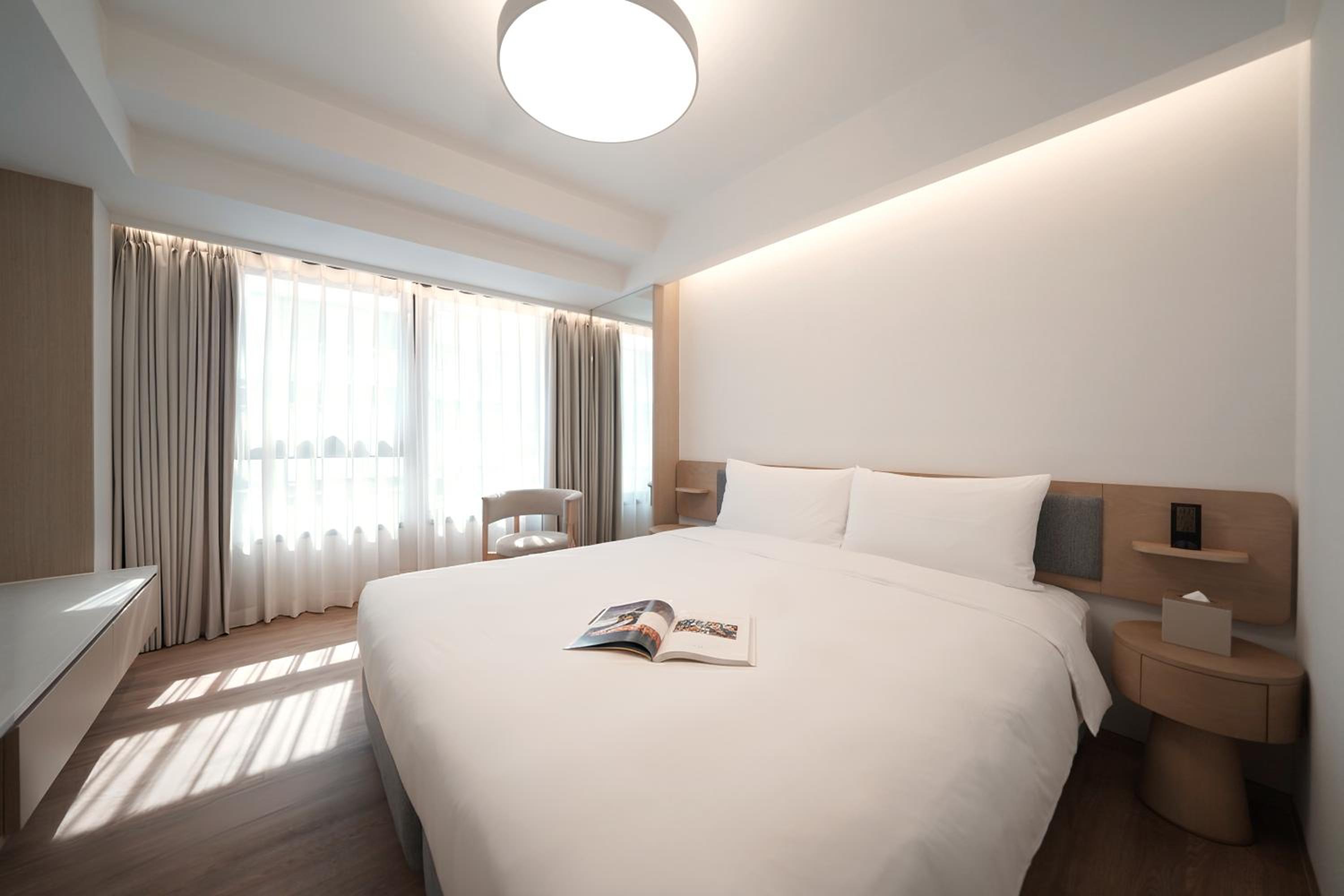 Stage Well Hotel