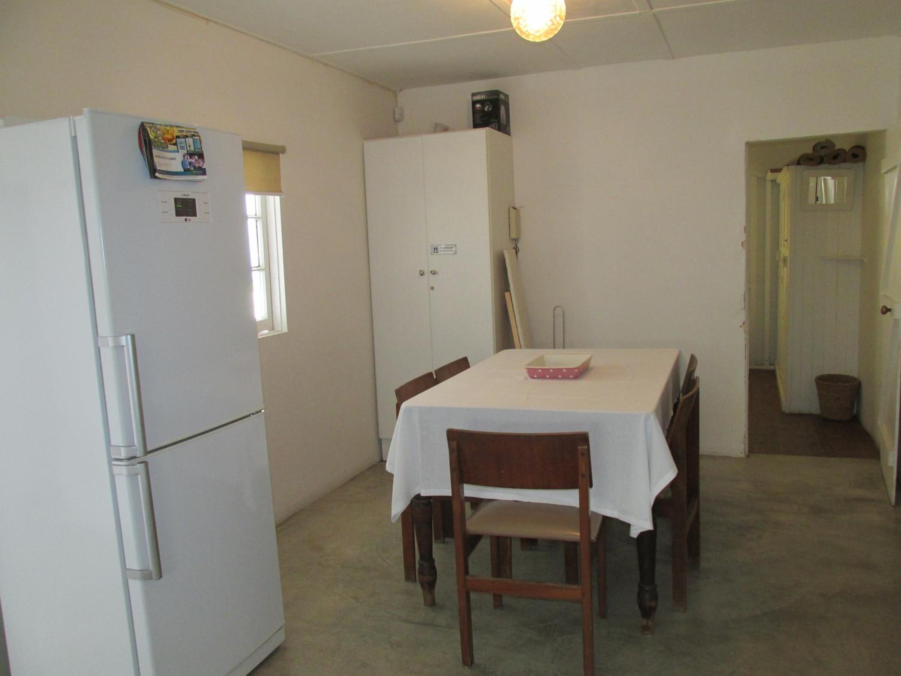 Point Village Accommodation - Point Road 20 view 4