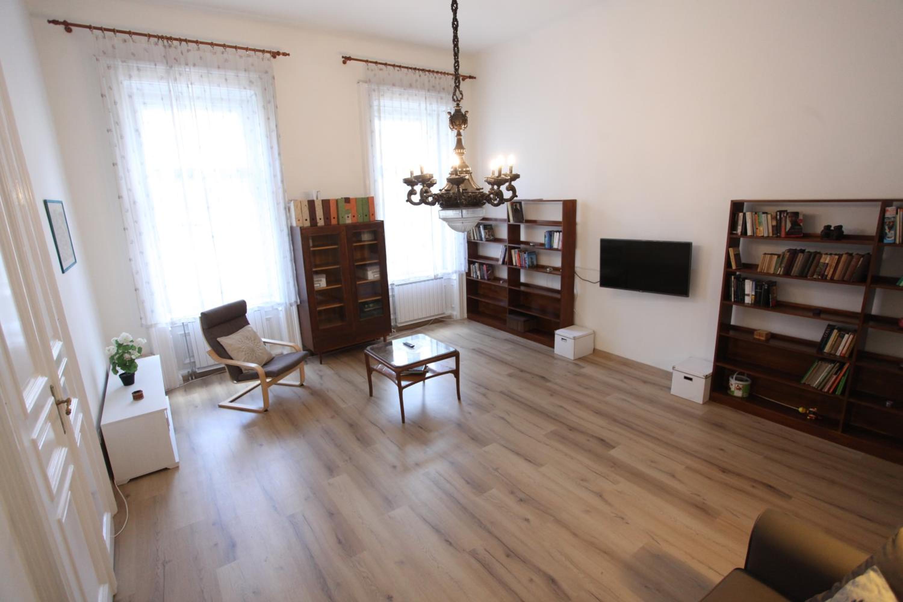 Sissy Apartment