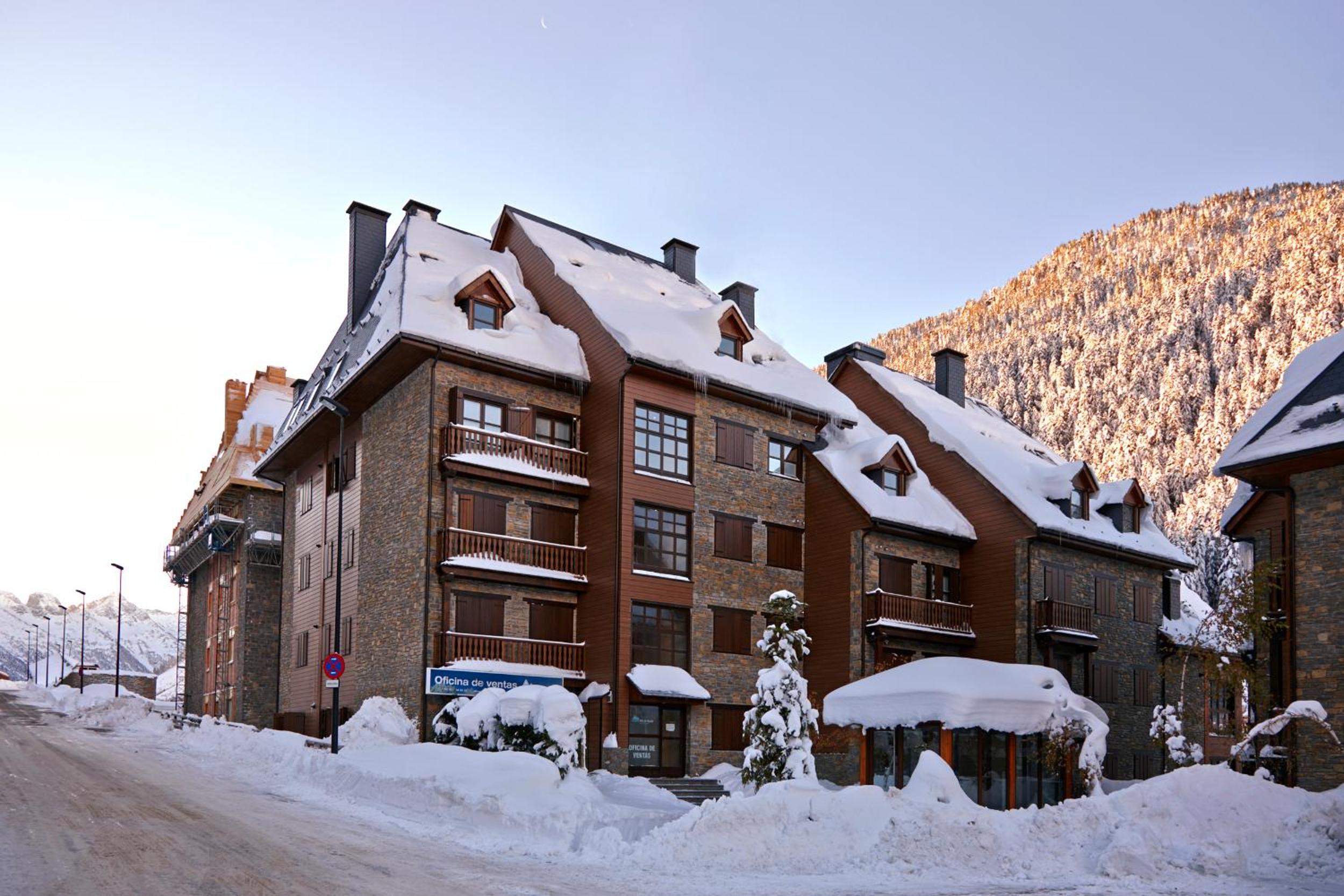 Val de Ruda Luxe 1 by FeelFree Rentals view 2