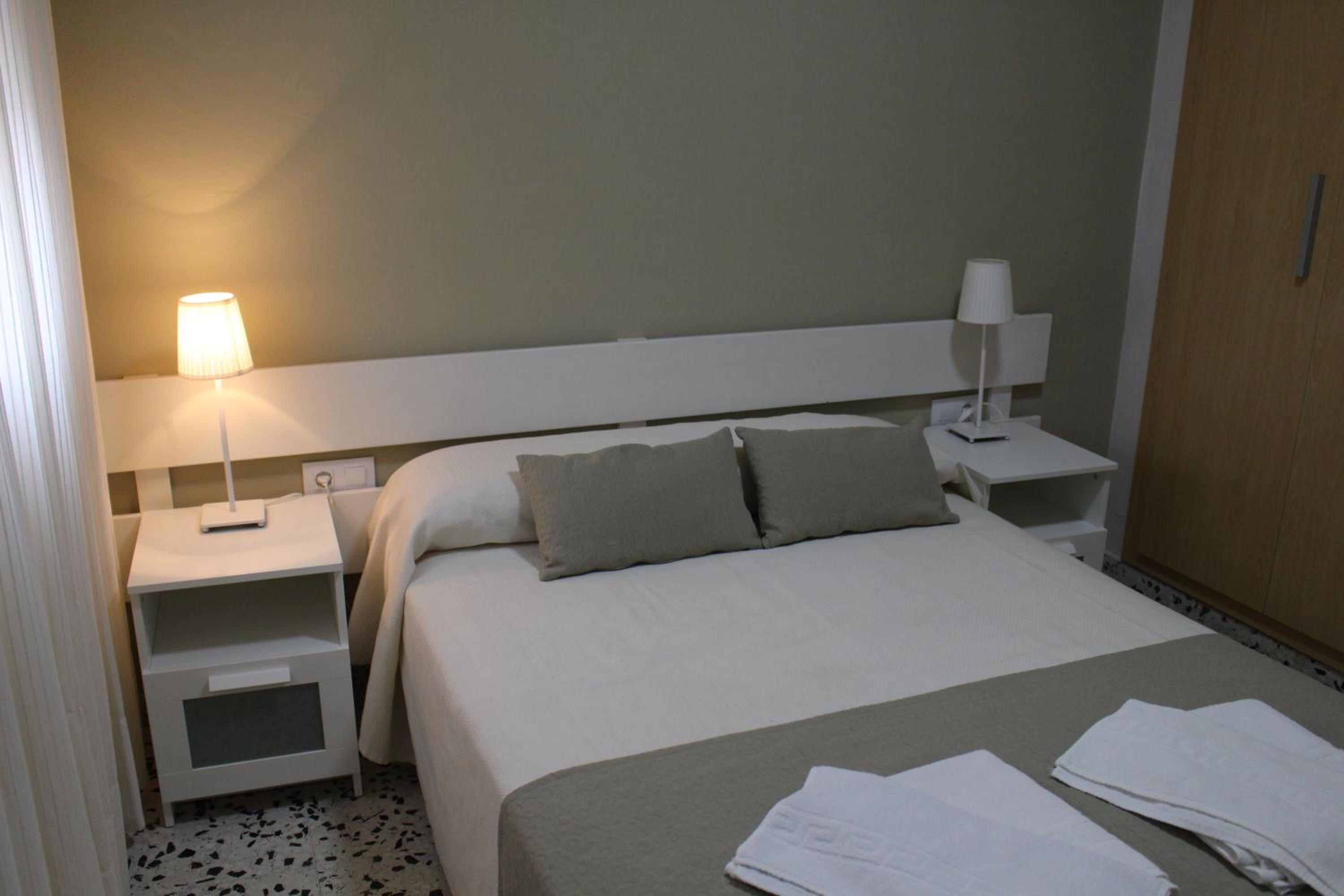 Apartamentos Bolonia Paraiso view 2