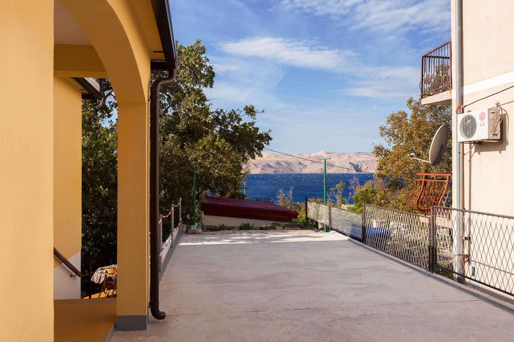 Apartman Davorka view 3