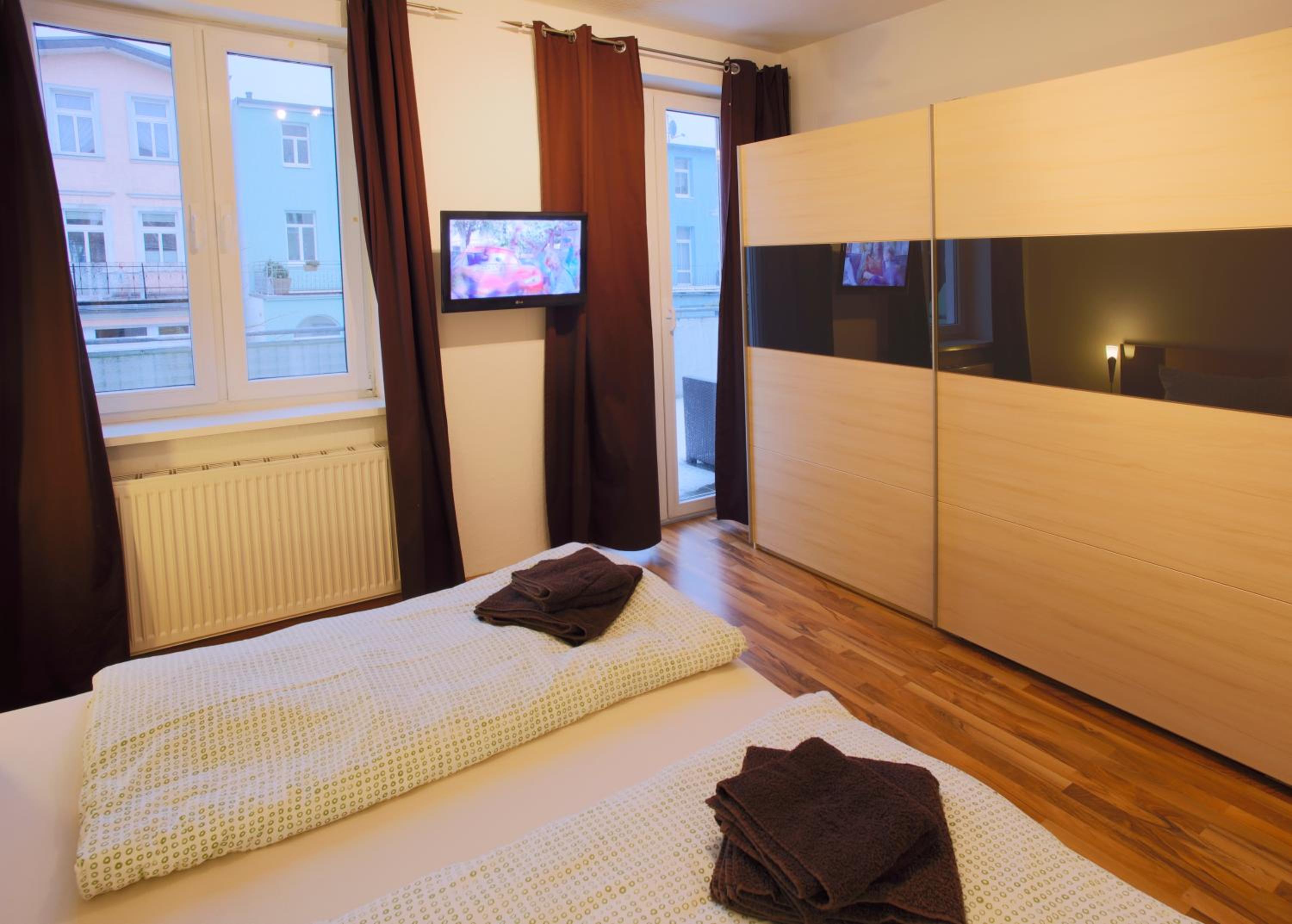 Photo 50