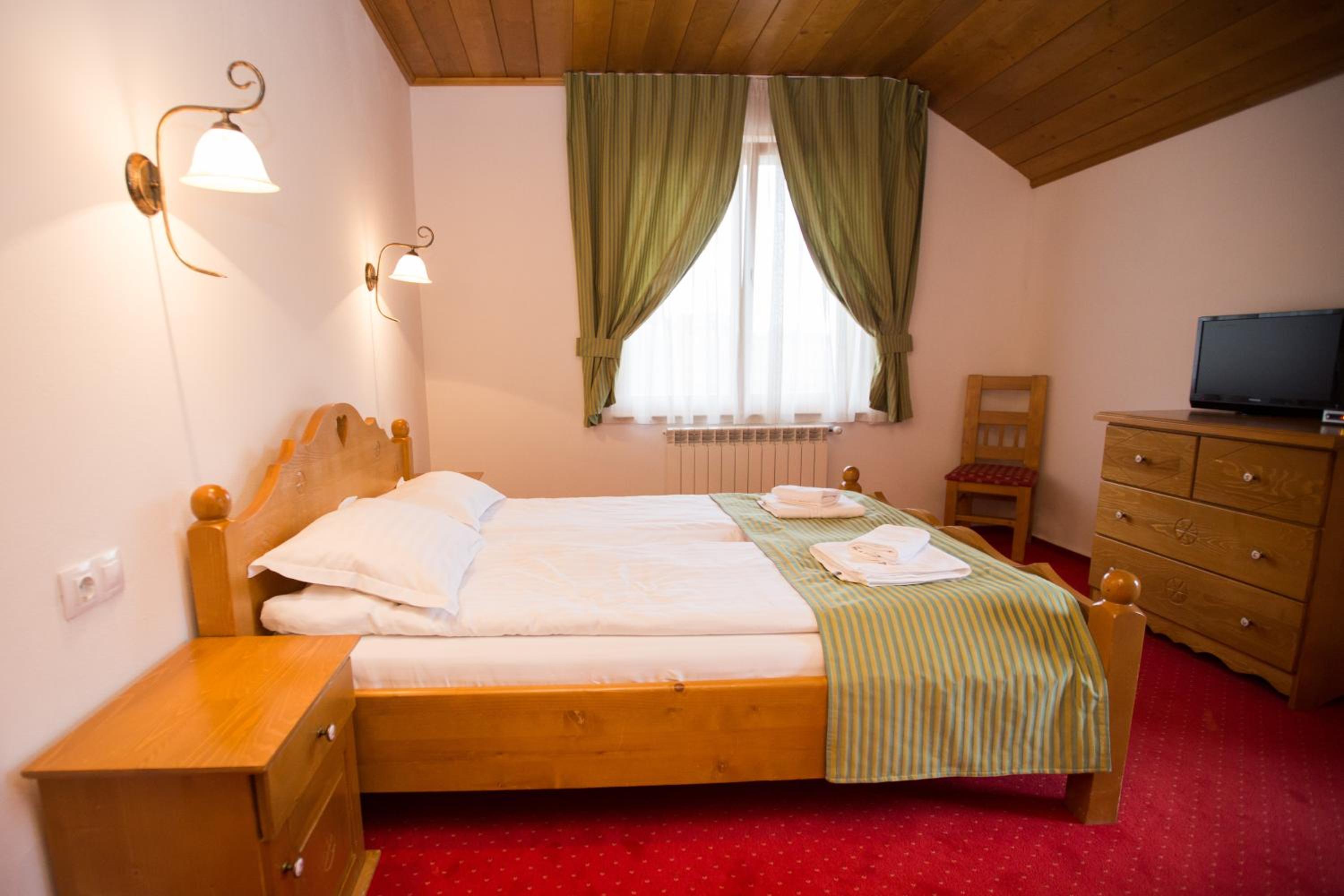 Pensiunea Sureanu