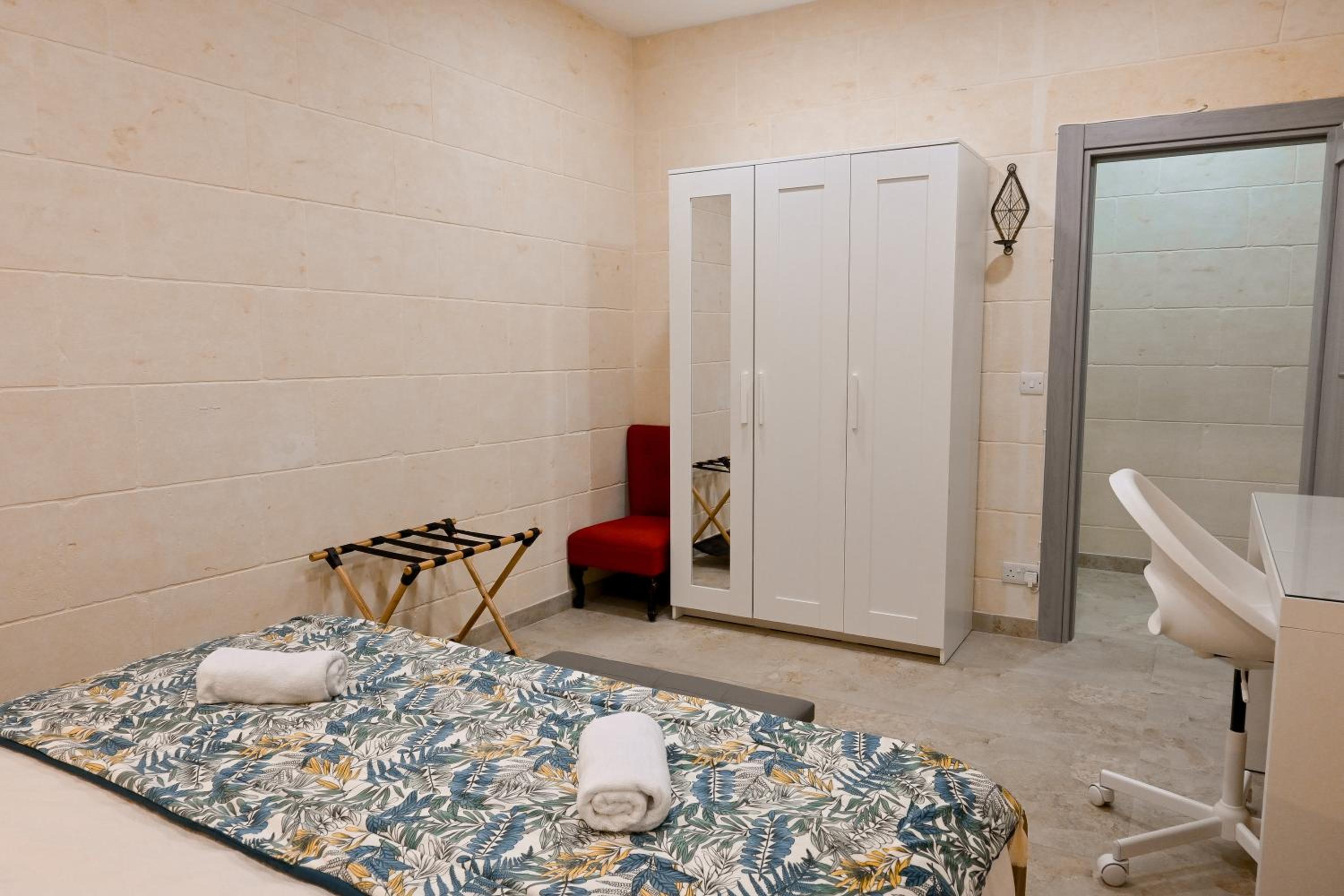 Valley Mist Apart NB 1 Xlendi Gozo - Happy Rentals