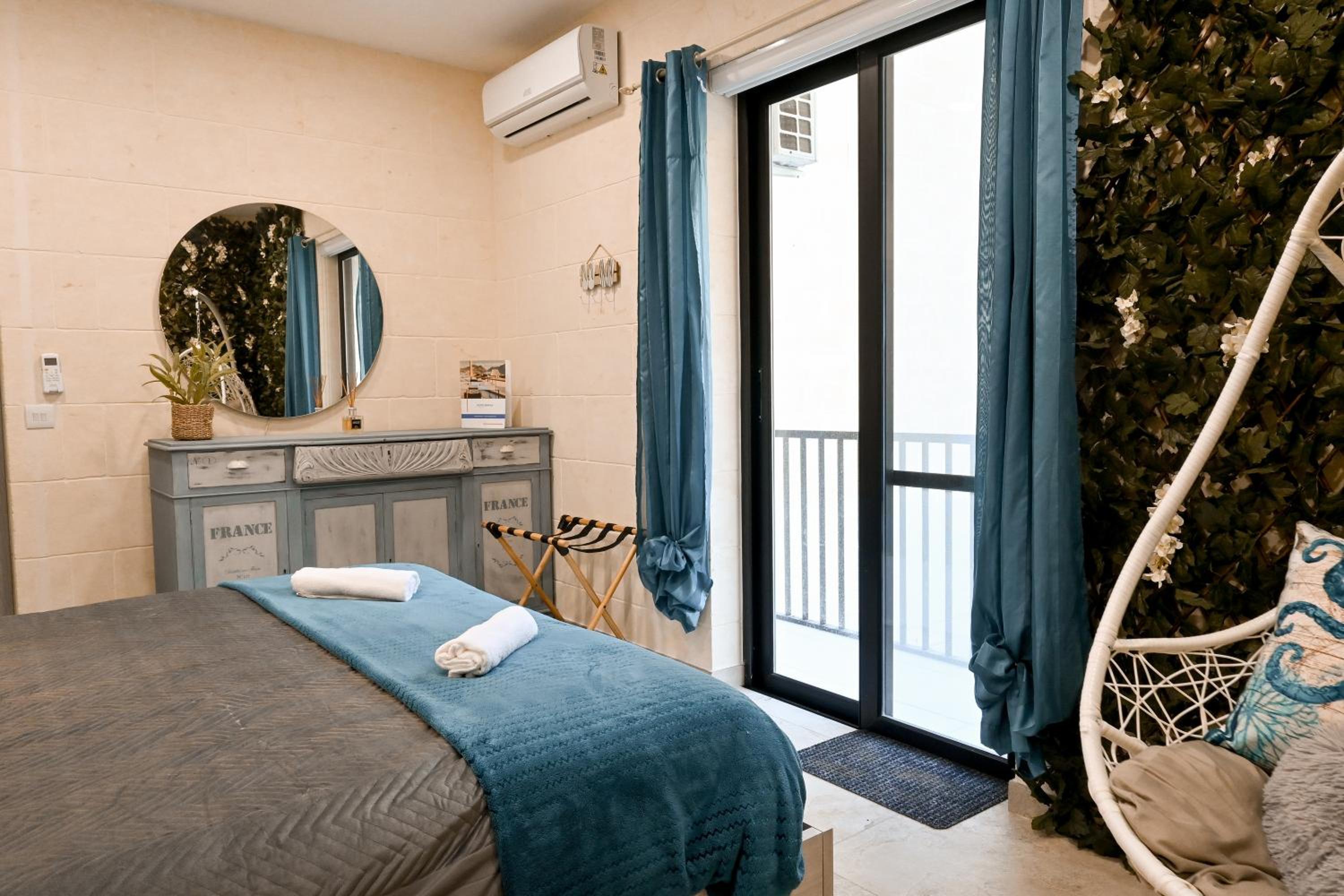 Valley Mist Apart NB 1 Xlendi Gozo - Happy Rentals