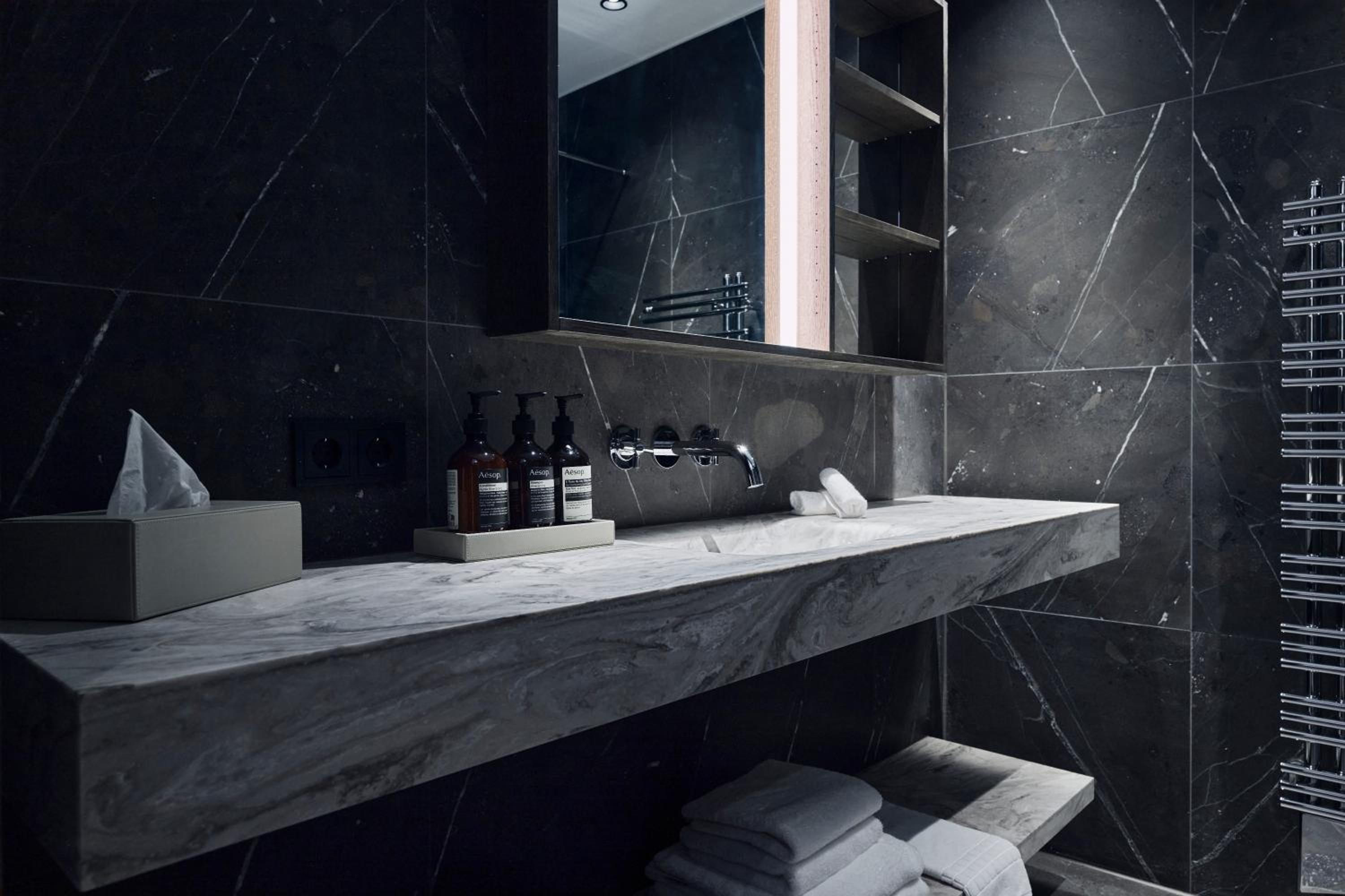Chalet Ischgl - Modern Luxury Residences