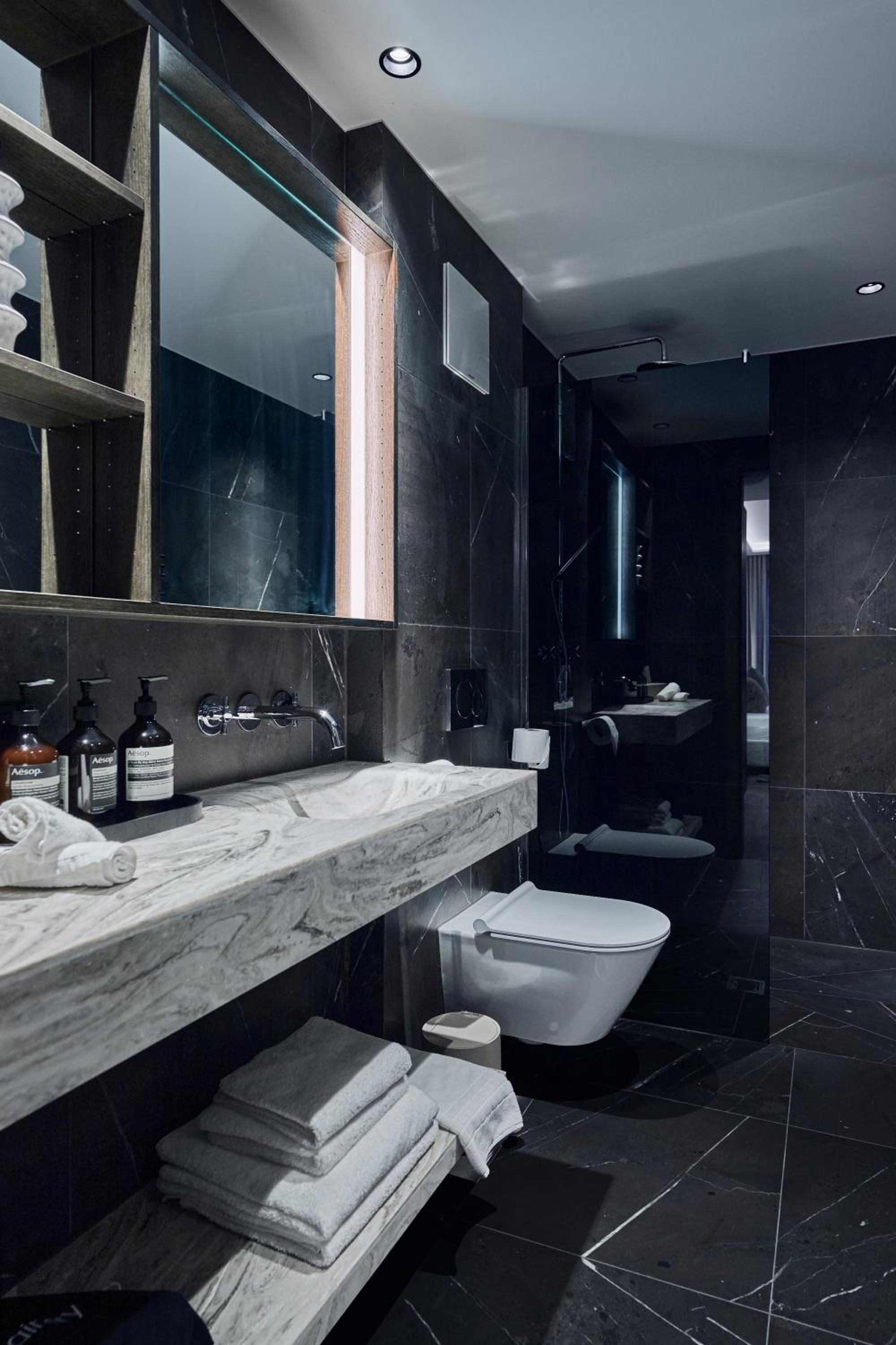 Chalet Ischgl - Modern Luxury Residences