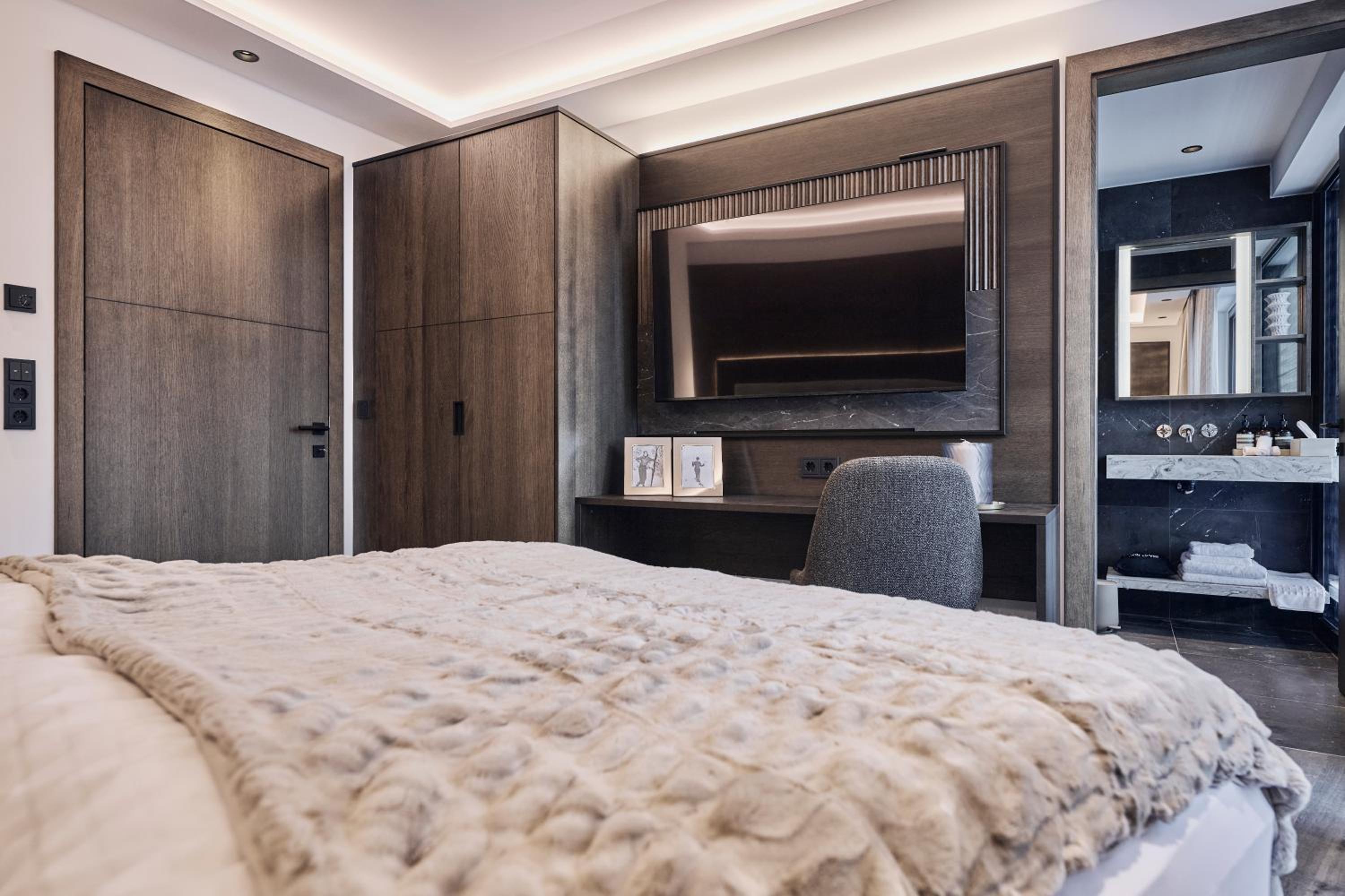 Chalet Ischgl - Modern Luxury Residences