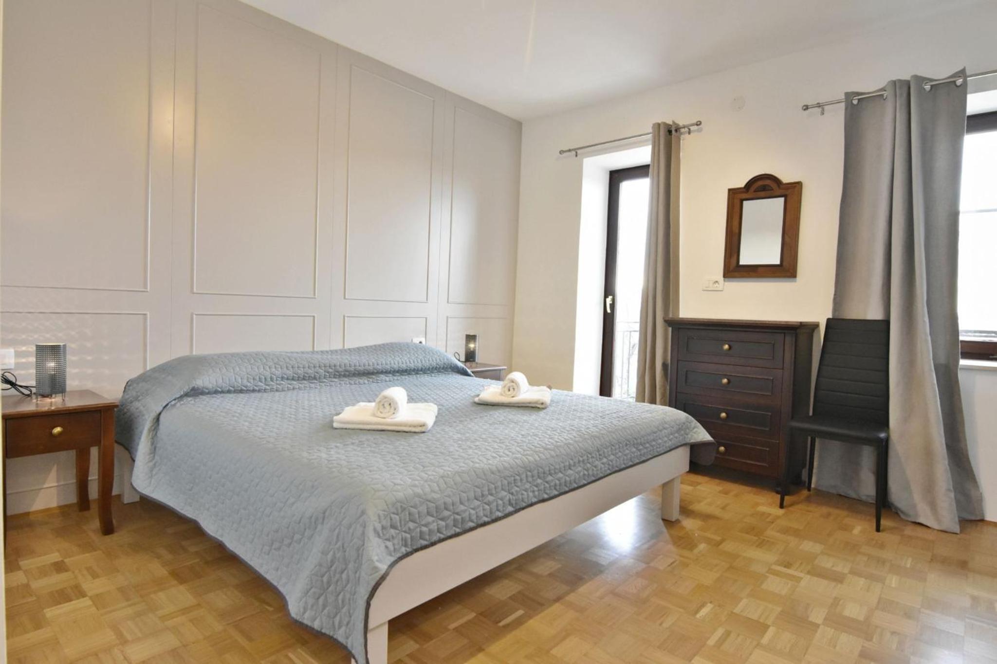 Two-story holiday home for in Valica