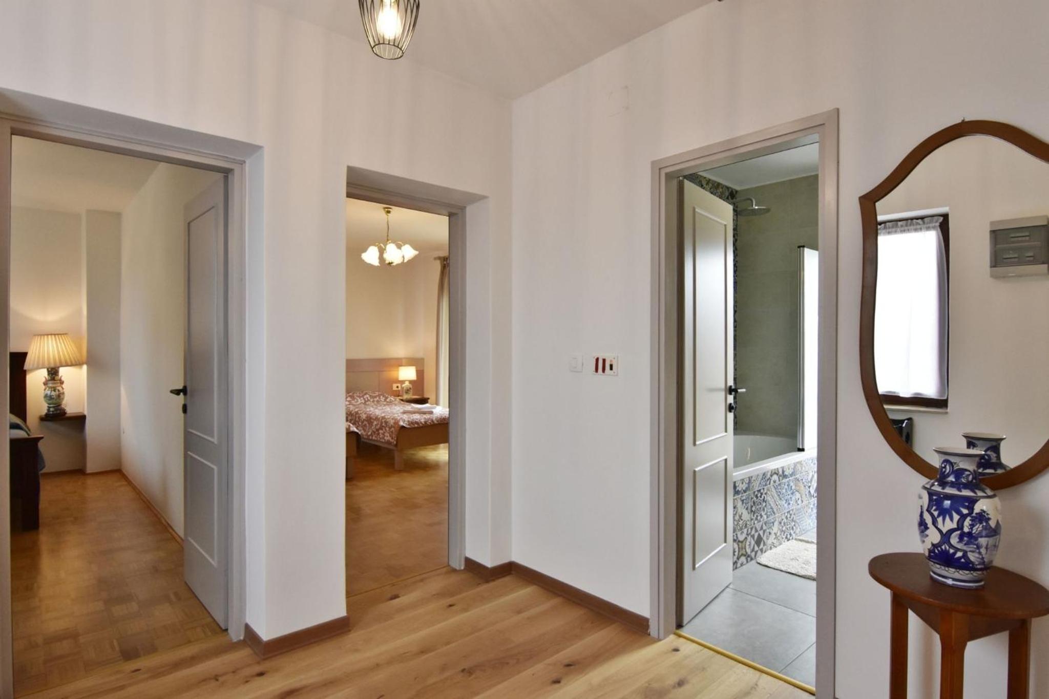 Two-story holiday home for in Valica